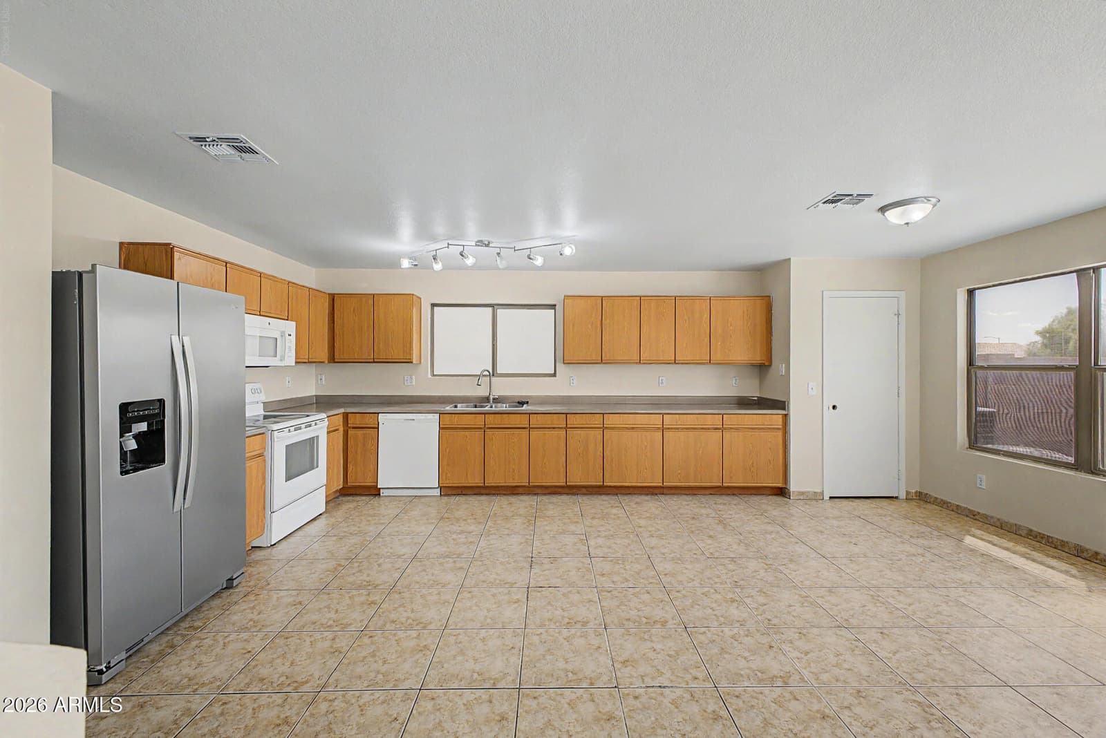 12852 N B Street, El Mirage, AZ 85335 — photo 9 of 33