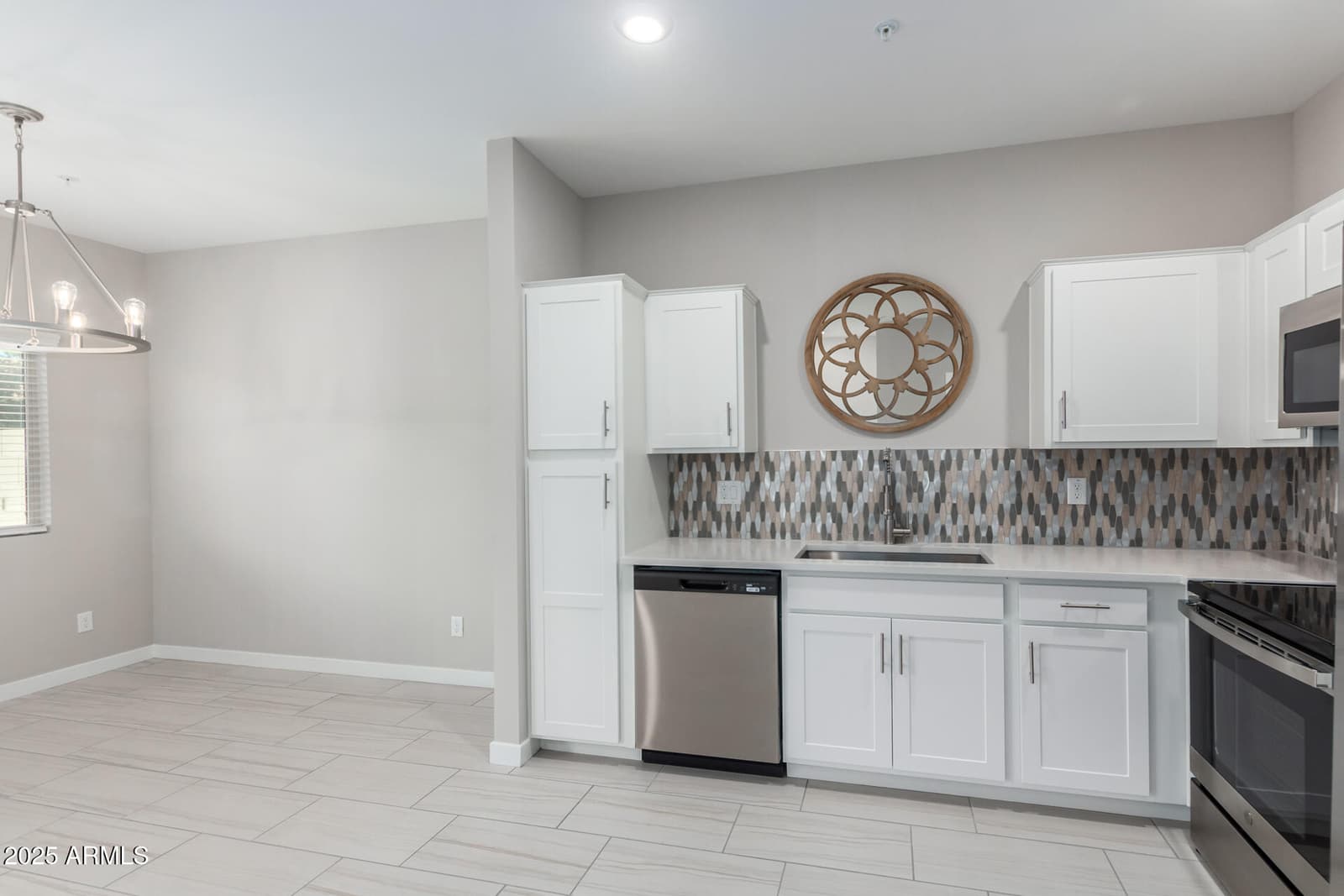 2134 W Harmont Drive, Phoenix, AZ 85021 — photo 13 of 72