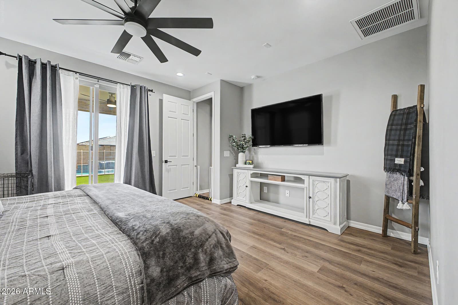 17701 W STRAIGHT ARROW Lane, Surprise, AZ 85387 — photo 5 of 34