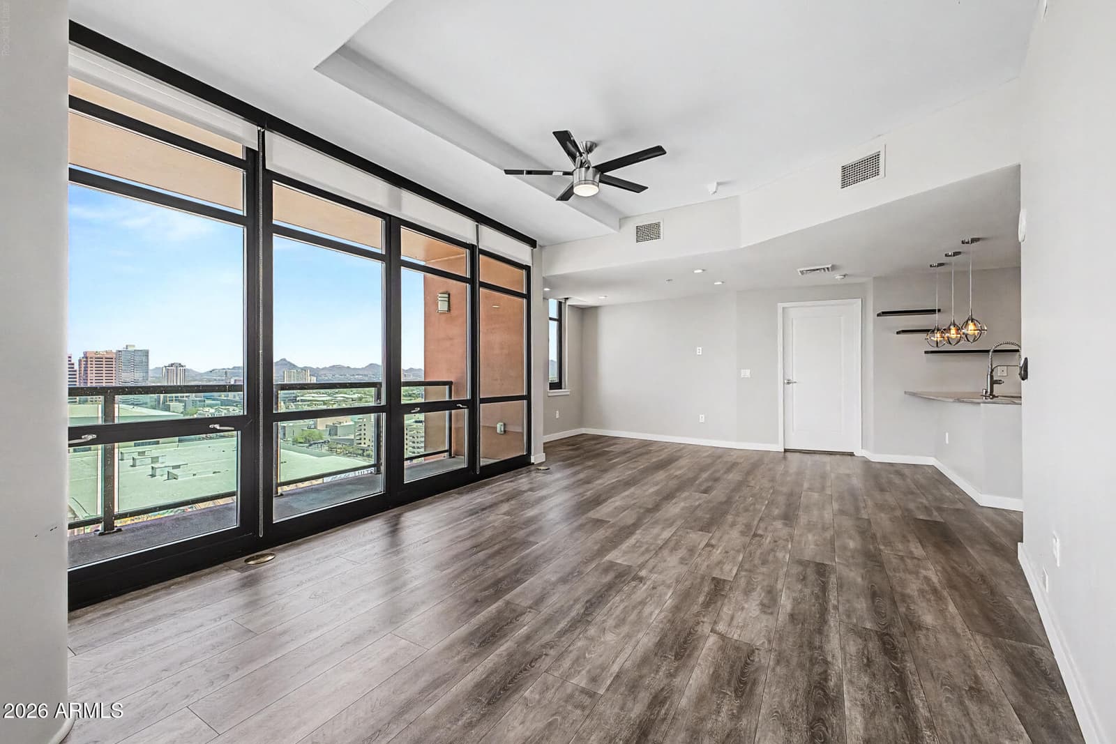 310 S 4th Street 1905, Phoenix, AZ 85004 — photo 5 of 49