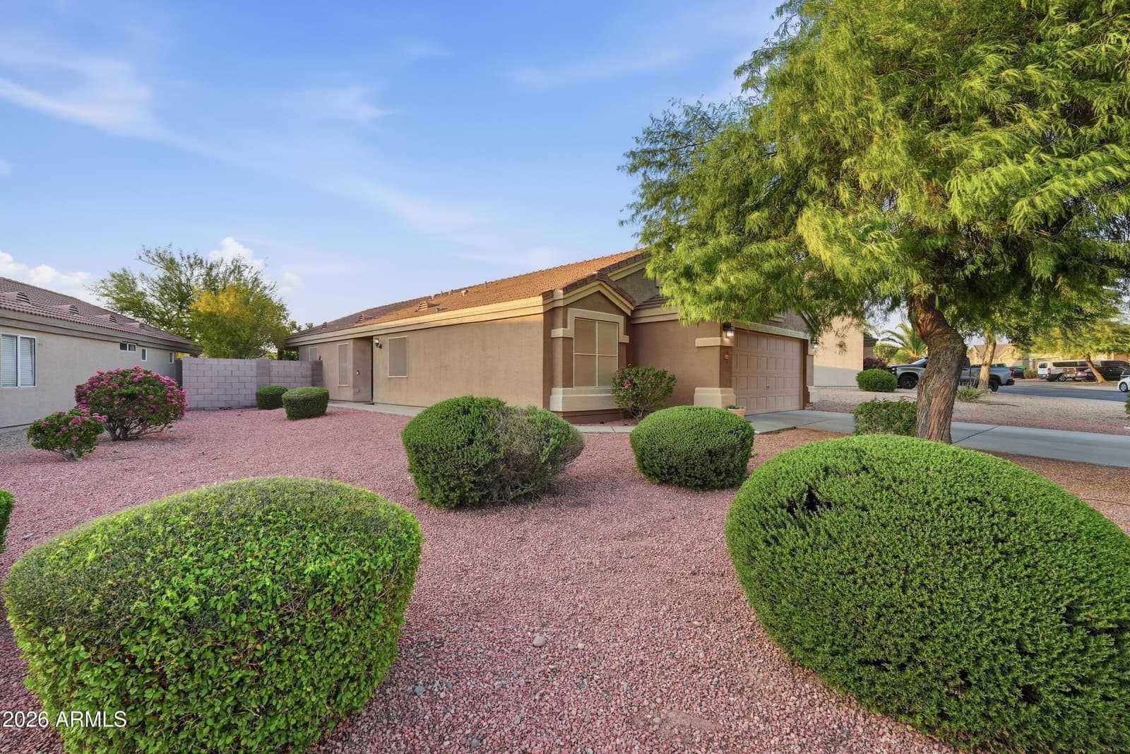 18042 N 113TH Avenue, Surprise, AZ 85378 — photo 8 of 28