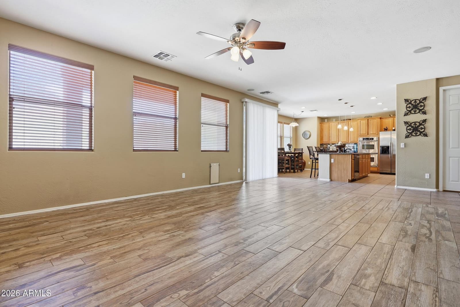 8342 W Buckhorn Trail, Peoria, AZ 85383 — photo 10 of 46