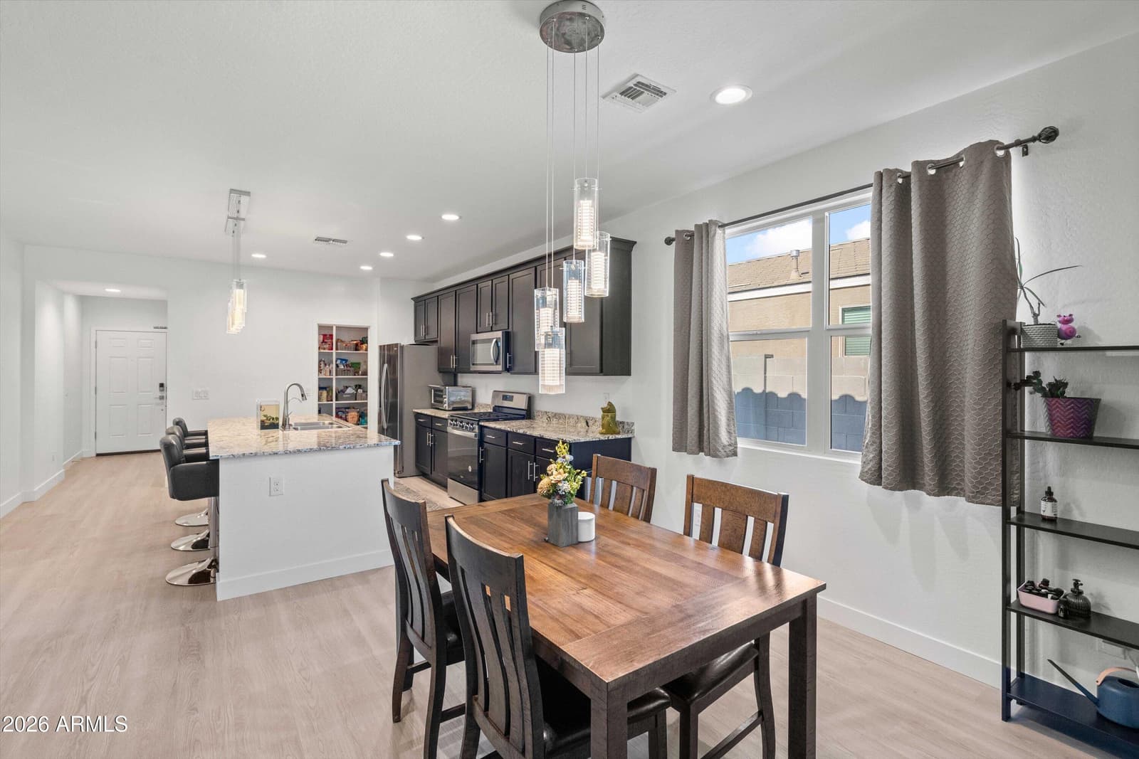 279 W SATINKA Drive, San Tan Valley, AZ 85140 — photo 12 of 43