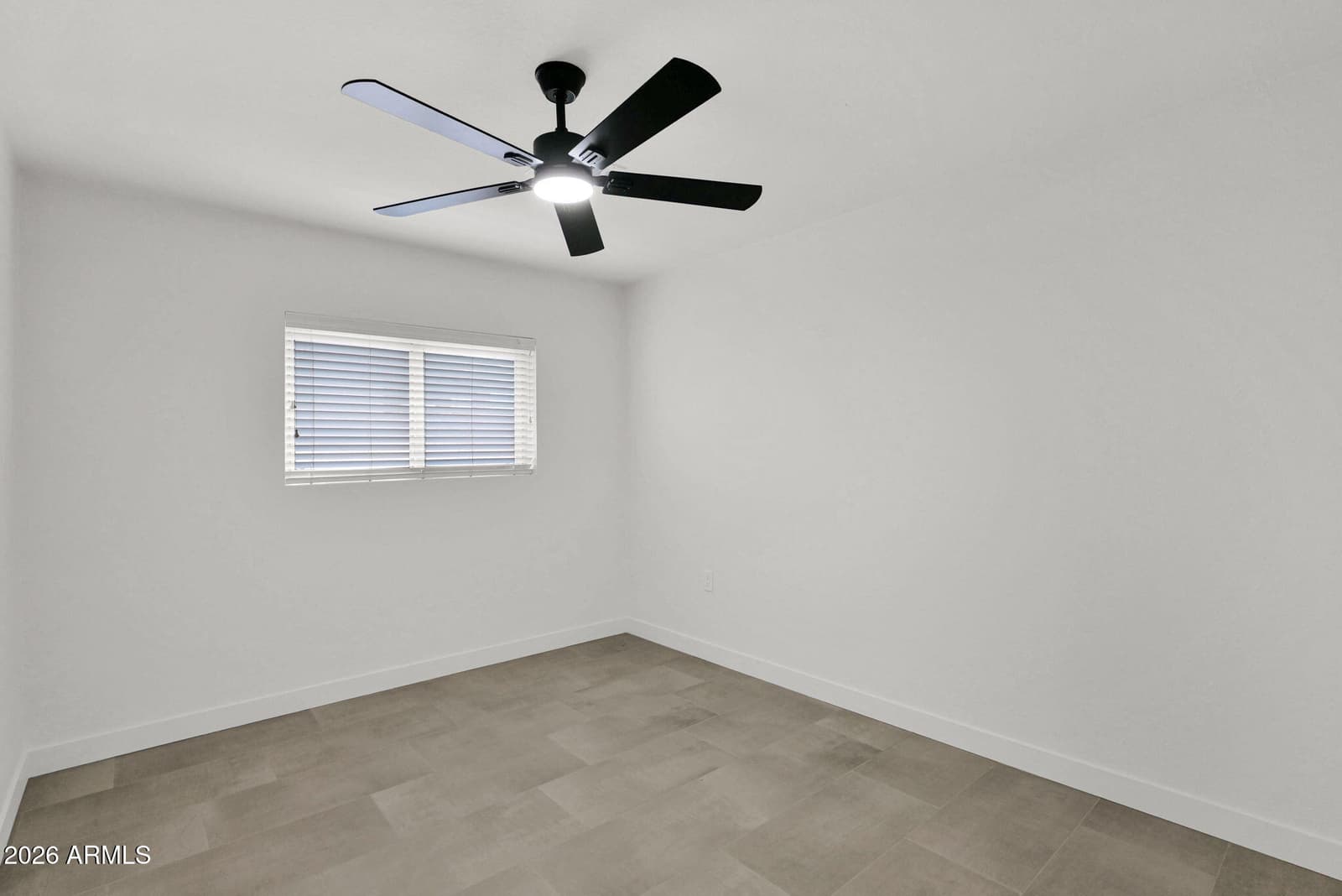 2224 E Sandra Terrace, Phoenix, AZ 85022 — photo 14 of 34
