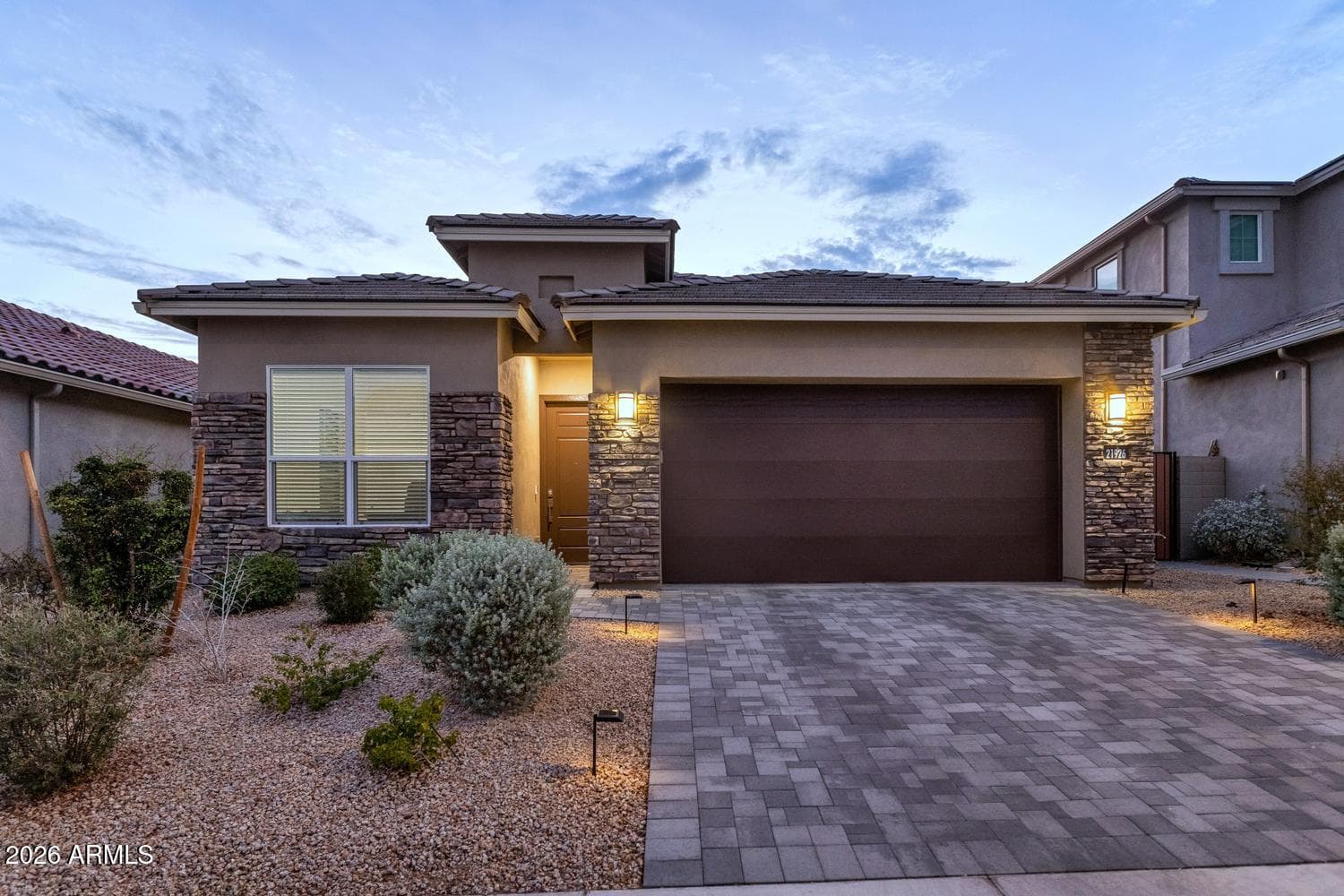 21926 N 61st Way, Phoenix, AZ 85054 — photo 2 of 64