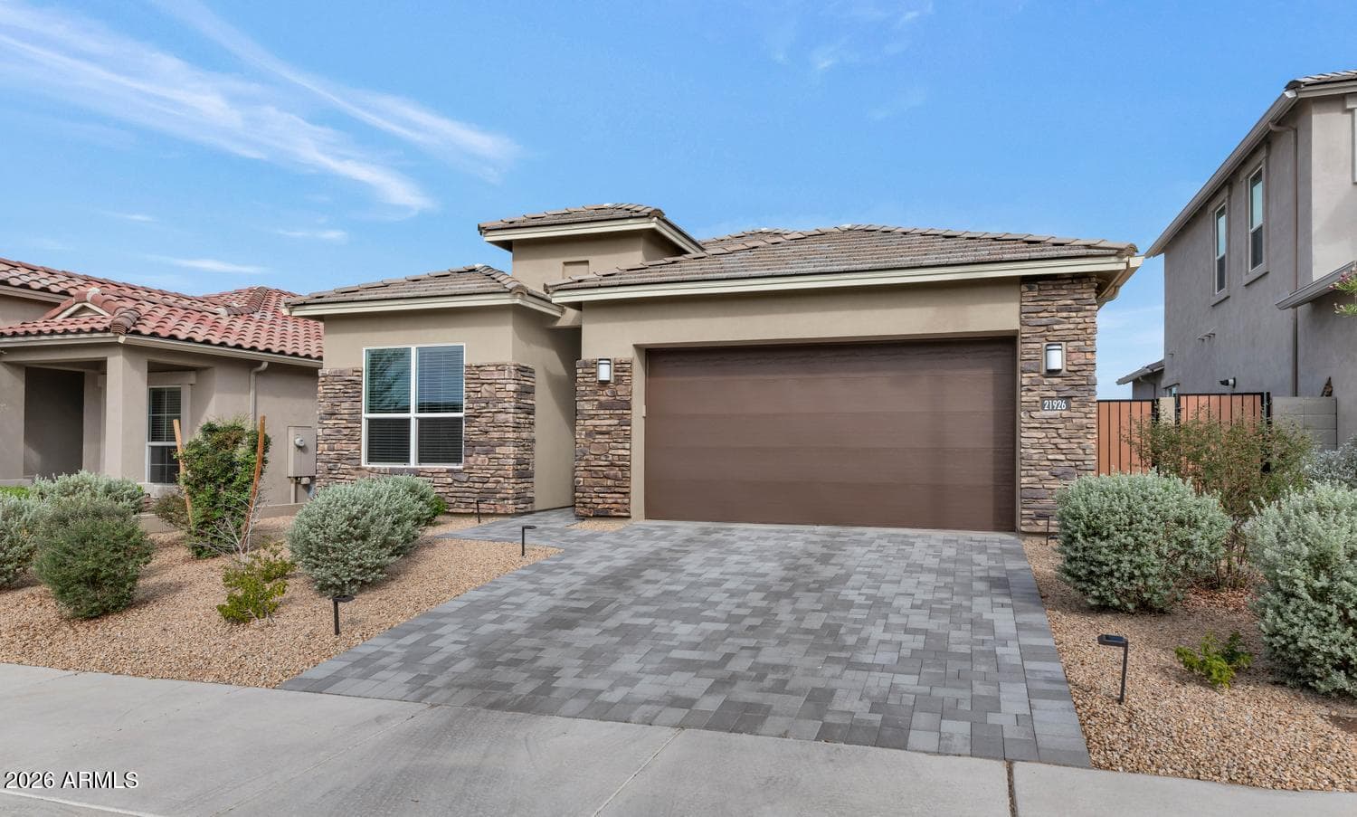 21926 N 61st Way, Phoenix, AZ 85054 — photo 4 of 64