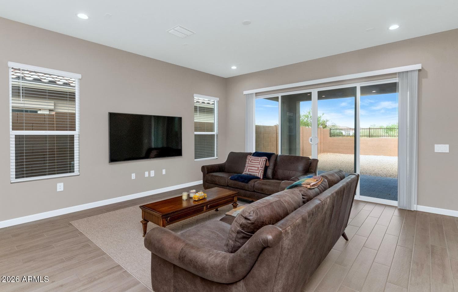 21926 N 61st Way, Phoenix, AZ 85054 — photo 20 of 64