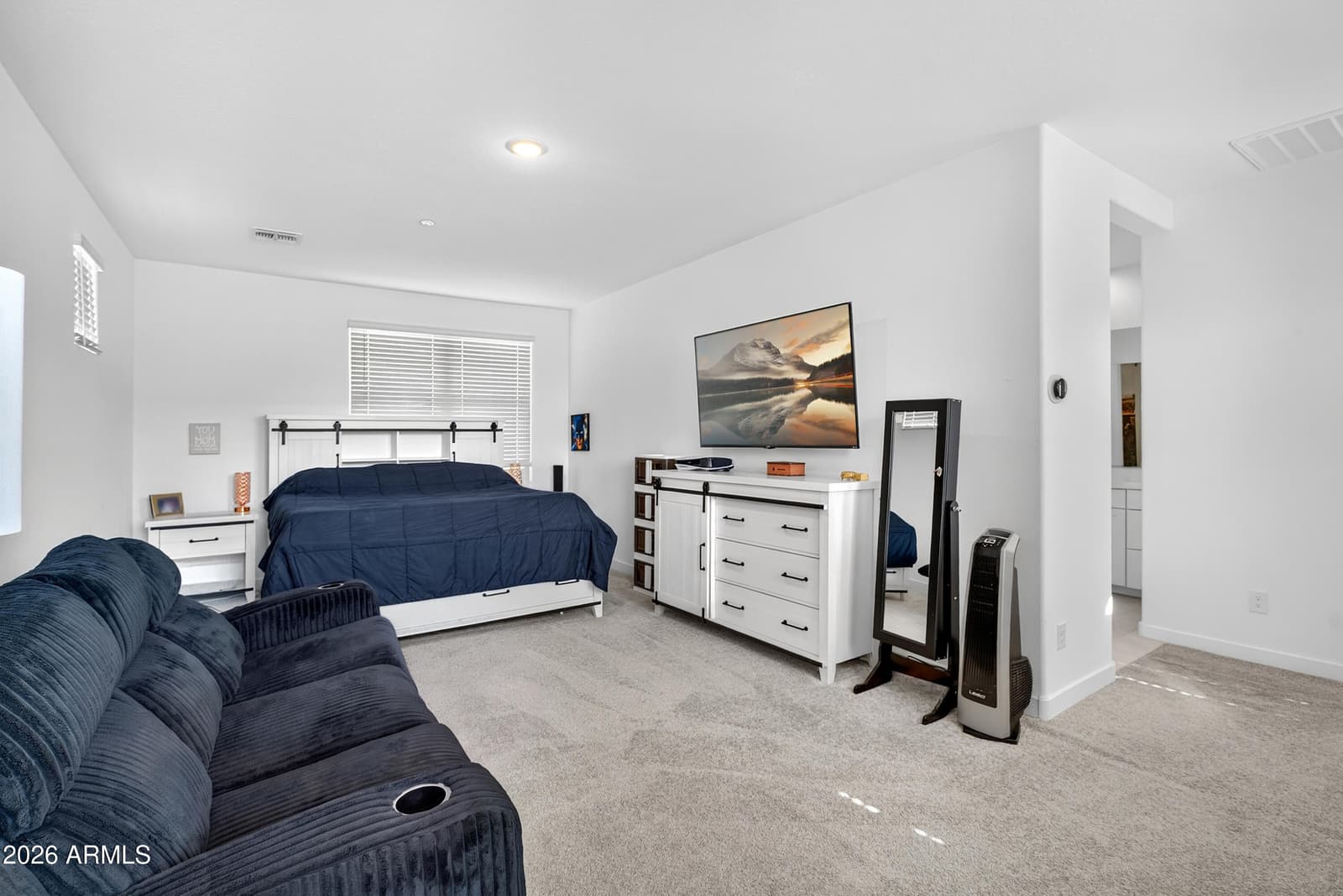 669 S SANDERS Drive, Gilbert, AZ 85296 — photo 26 of 54