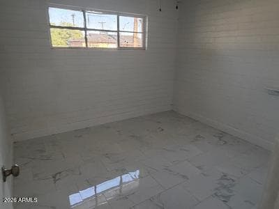 2714 N 40th Avenue, Phoenix, AZ 85009 — photo 15 of 54