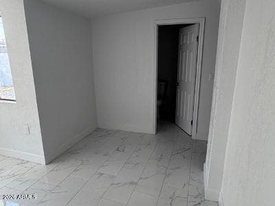 2714 N 40th Avenue, Phoenix, AZ 85009 — photo 17 of 54