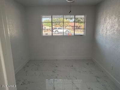 2714 N 40th Avenue, Phoenix, AZ 85009 — photo 19 of 54
