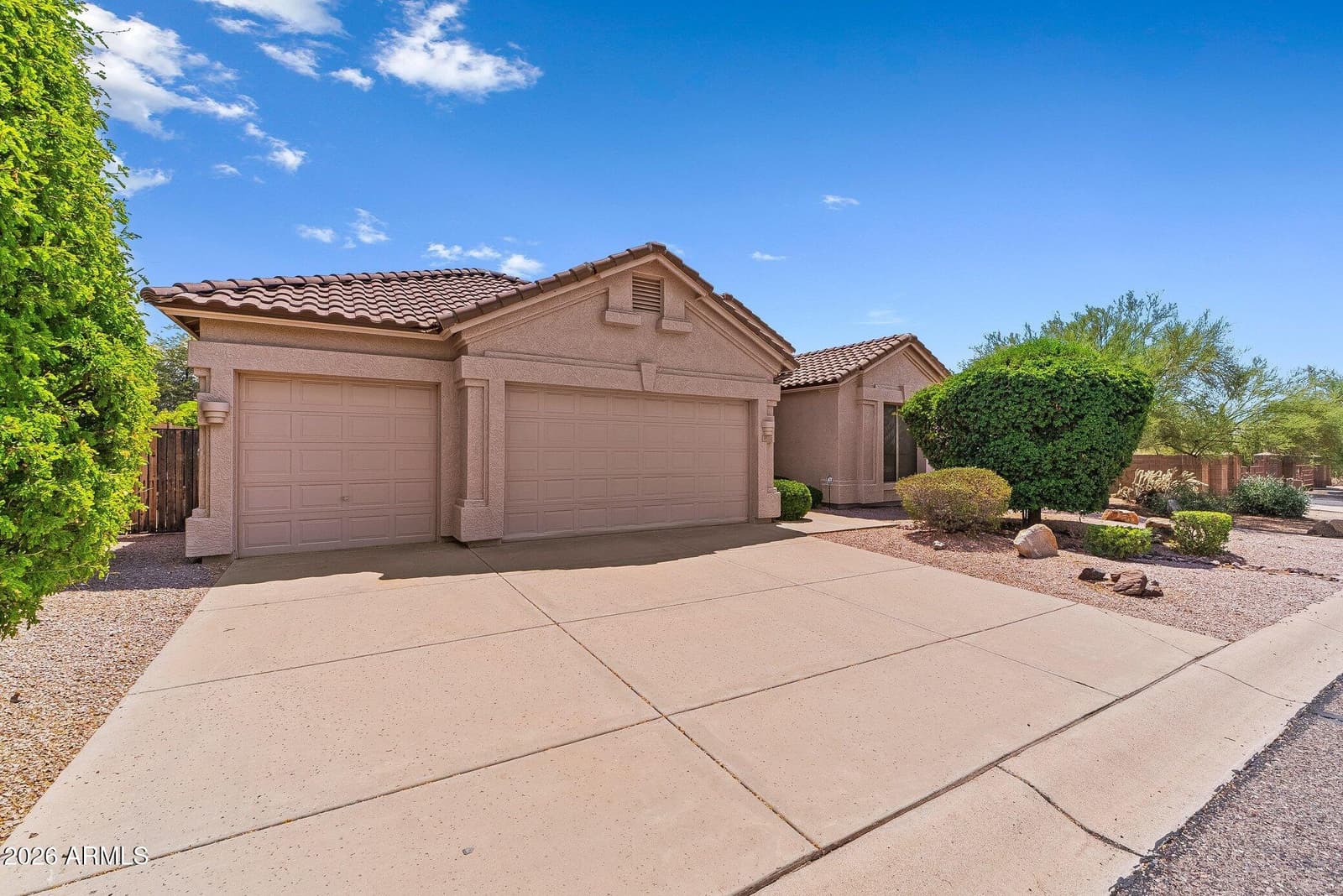 9513 E KNOLL Circle, Mesa, AZ 85207 — photo 31 of 38