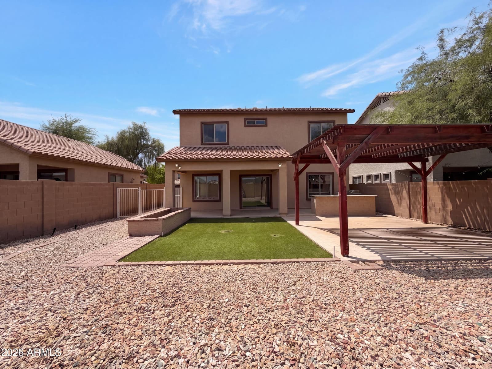 5641 S 10TH Drive, Phoenix, AZ 85041 — photo 5 of 29