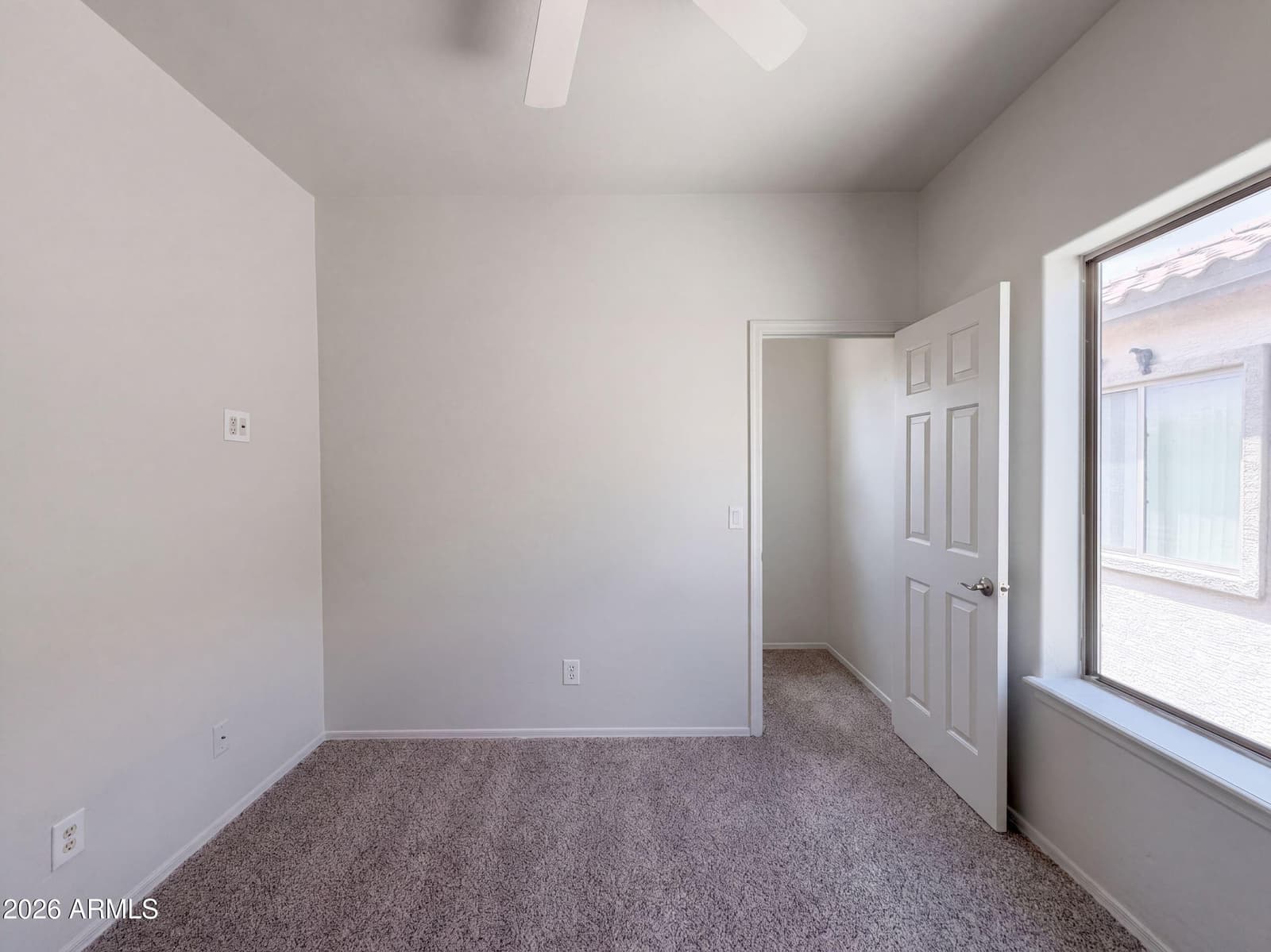 5641 S 10TH Drive, Phoenix, AZ 85041 — photo 14 of 29