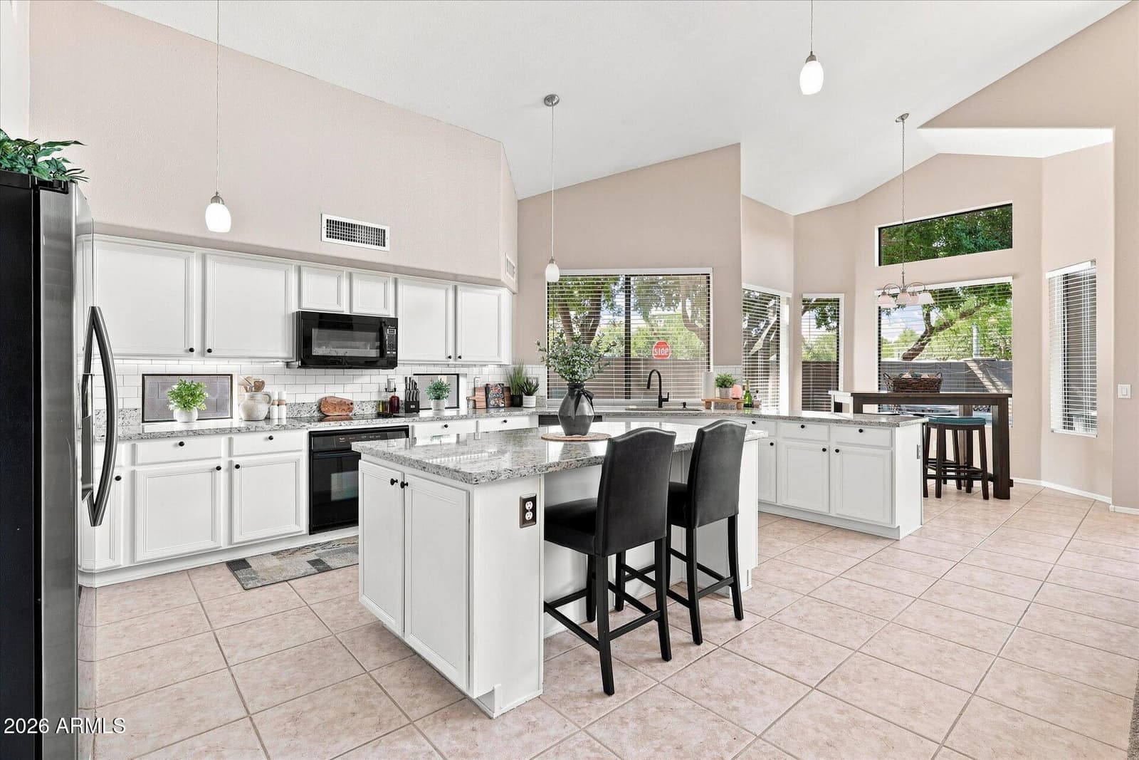 692 W HONEYSUCKLE Drive, Chandler, AZ 85248 — photo 14 of 59