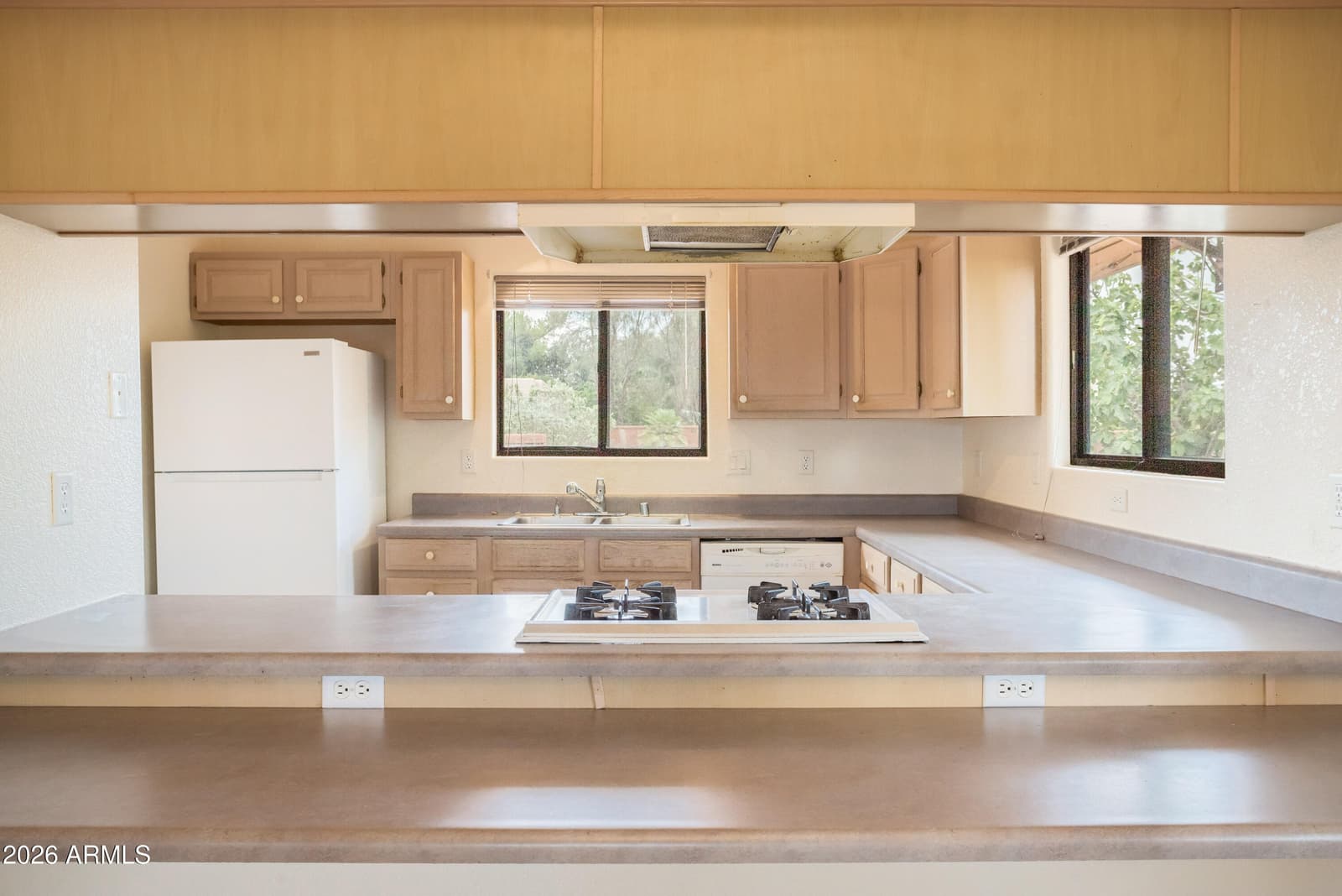 5255 HIGHLAND SHADOWS Drive, Sierra Vista, AZ 85635 — photo 11 of 33