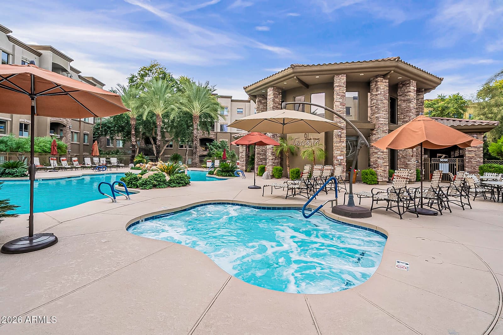 5450 E DEER VALLEY Drive 3010, Phoenix, AZ 85054 — photo 8 of 29