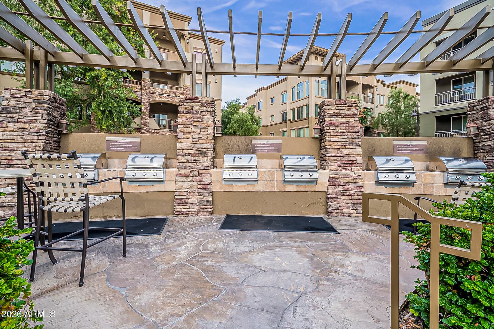 5450 E DEER VALLEY Drive 3010, Phoenix, AZ 85054 — photo 9 of 29