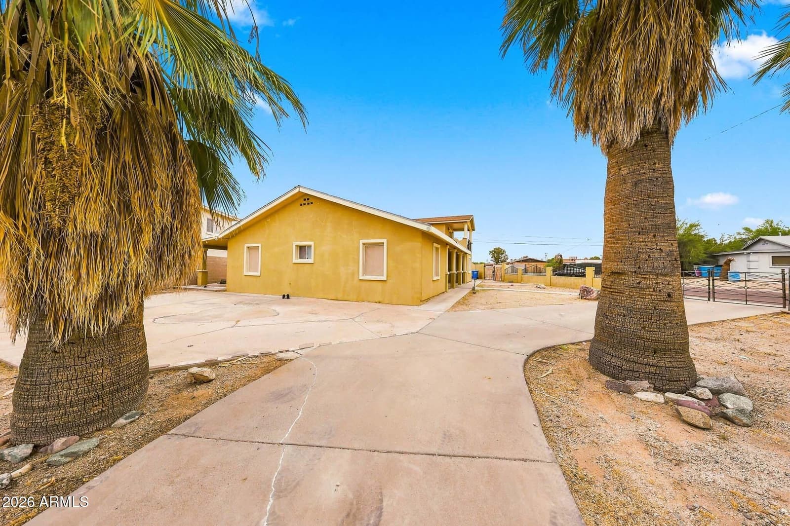 304 W MCNEIL Street, Phoenix, AZ 85041 — photo 7 of 78