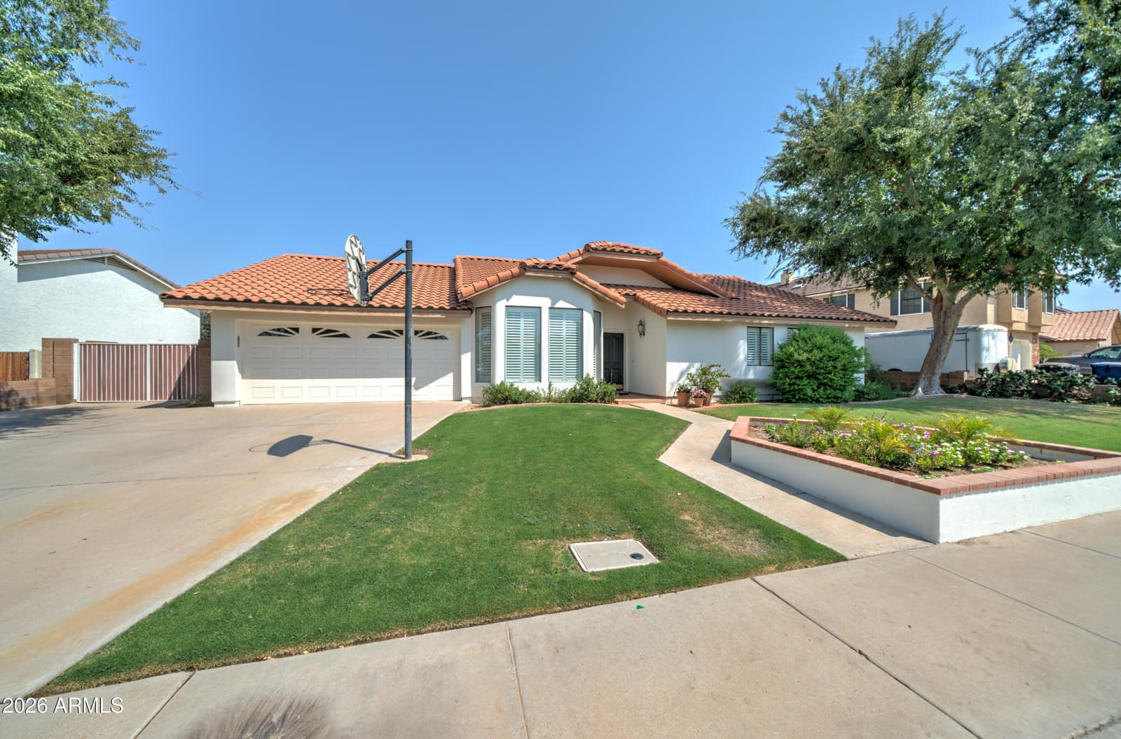 3828 E DARTMOUTH Street, Mesa, AZ 85205 — photo 4 of 57