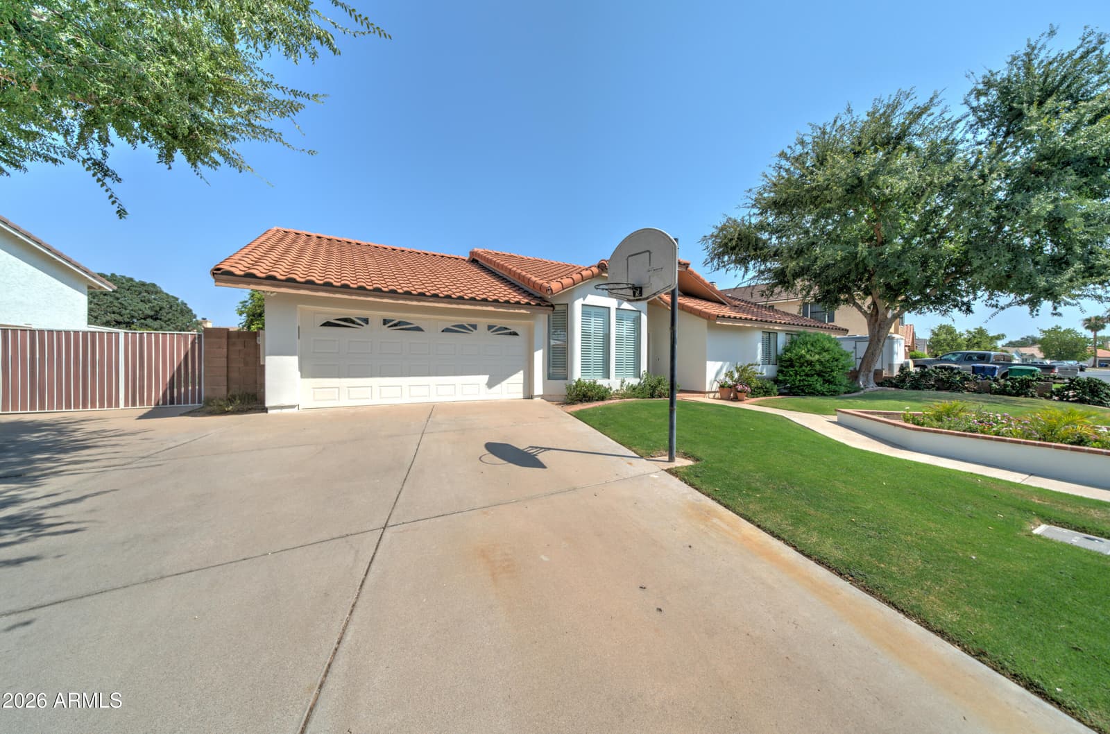 3828 E DARTMOUTH Street, Mesa, AZ 85205 — photo 6 of 57