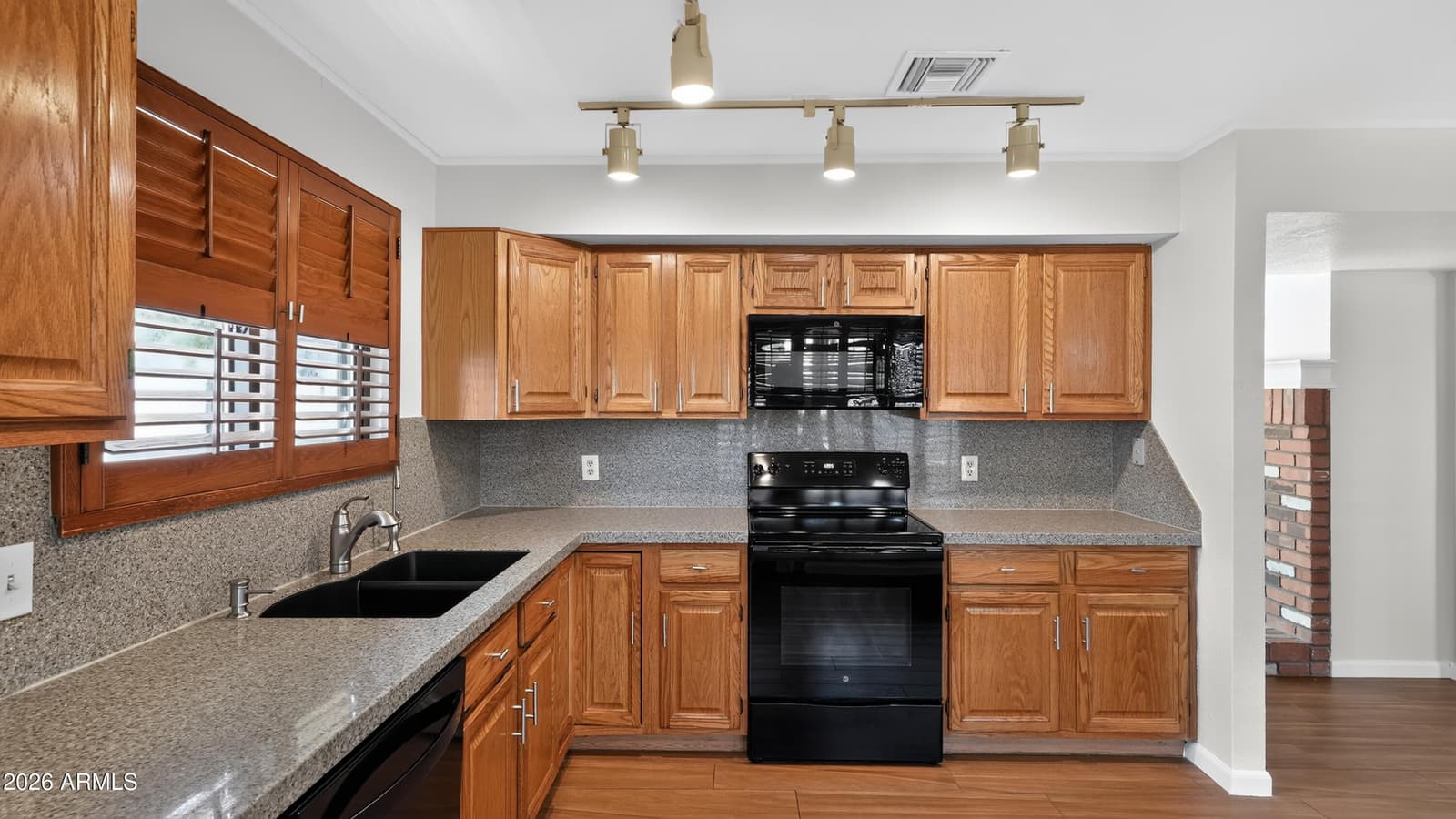 1502 E CAMPBELL Avenue, Gilbert, AZ 85234 — photo 4 of 15