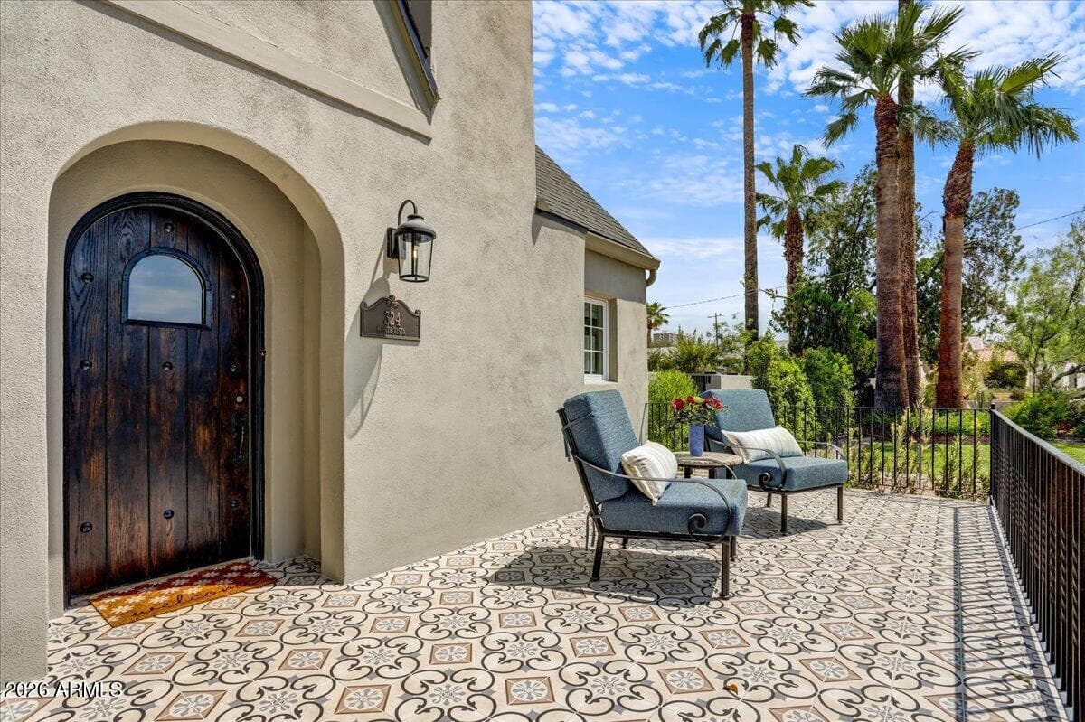324 W MONTE VISTA Road, Phoenix, AZ 85003 — photo 4 of 38
