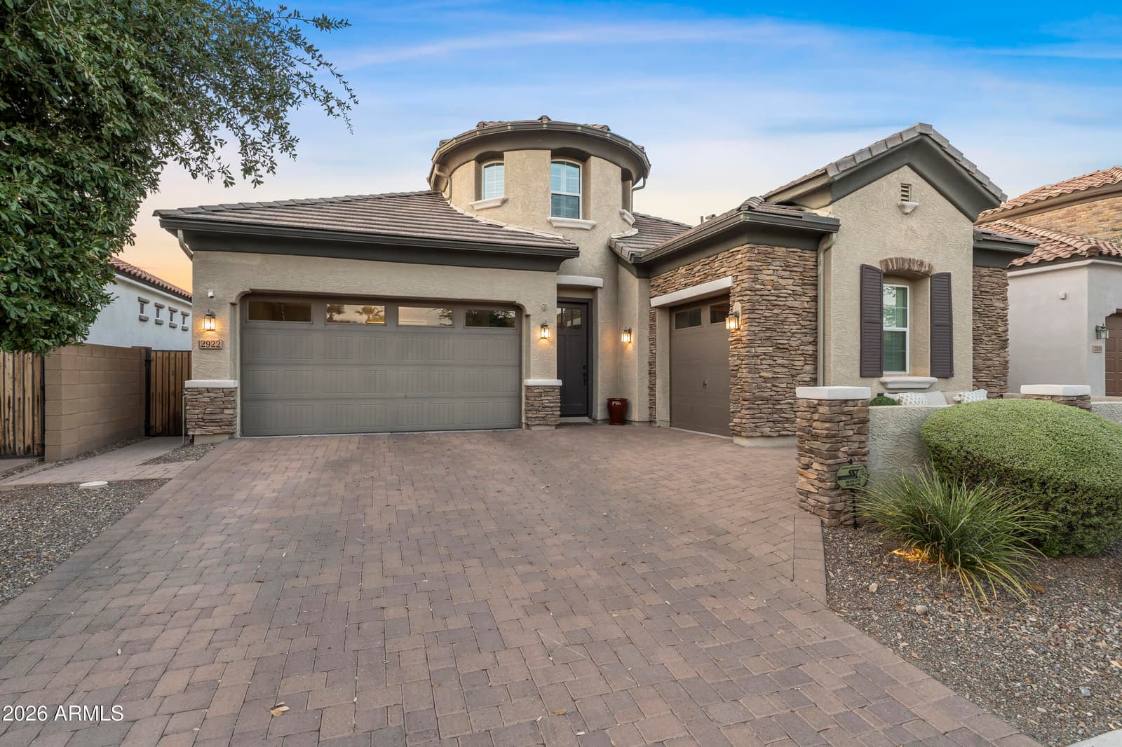 2922 E MINNEZONA Avenue, Phoenix, AZ 85016 — photo 3 of 45