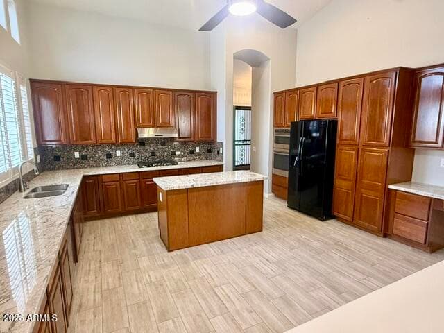 7878 S STEPHANIE Lane, Tempe, AZ 85284 — photo 3 of 13