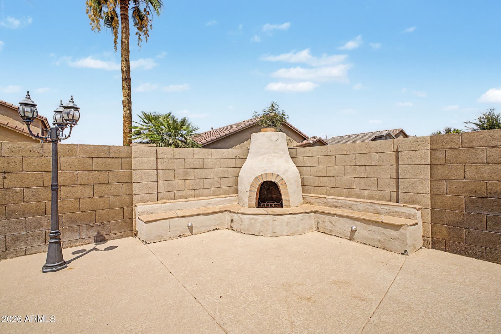 494 W DOUGLAS Avenue, Gilbert, AZ 85233 — photo 5 of 34
