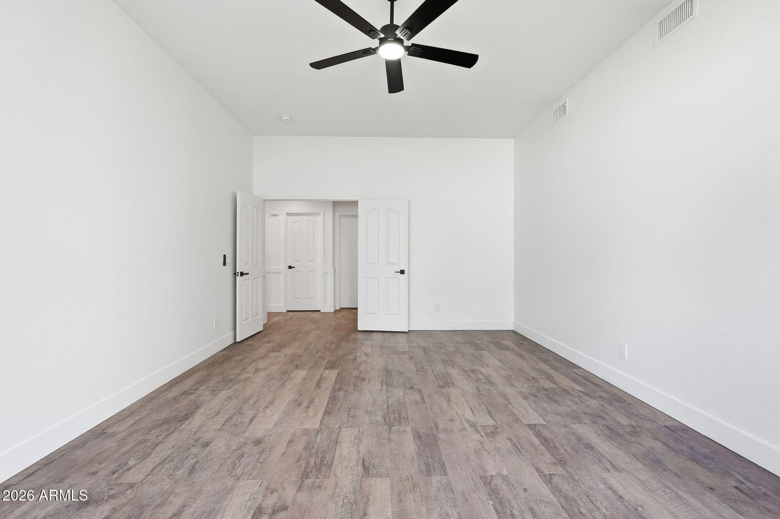 5840 W CHARTER OAK Road, Glendale, AZ 85304 — photo 32 of 63