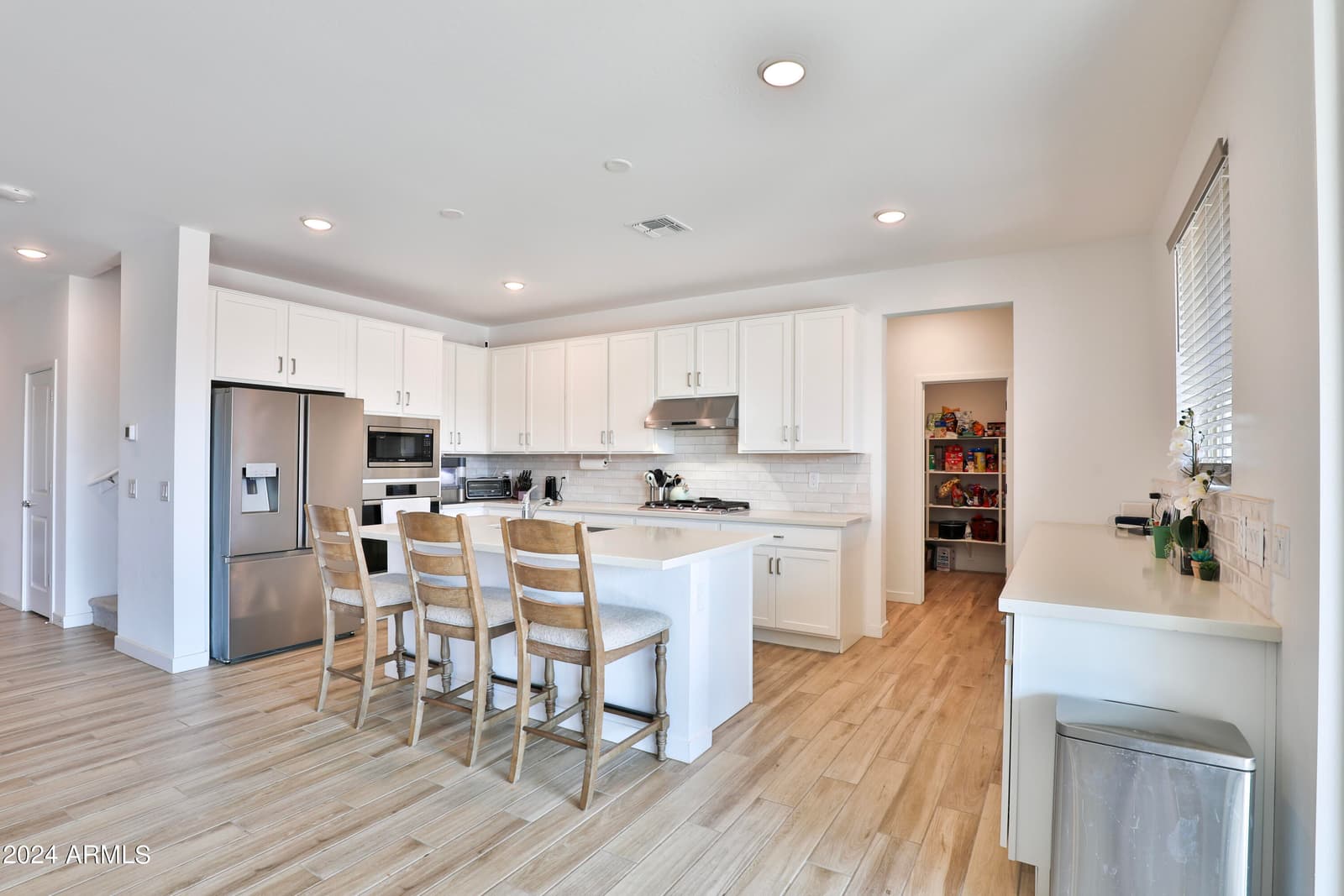16873 W FETLOCK Trail, Surprise, AZ 85387 — photo 5 of 57