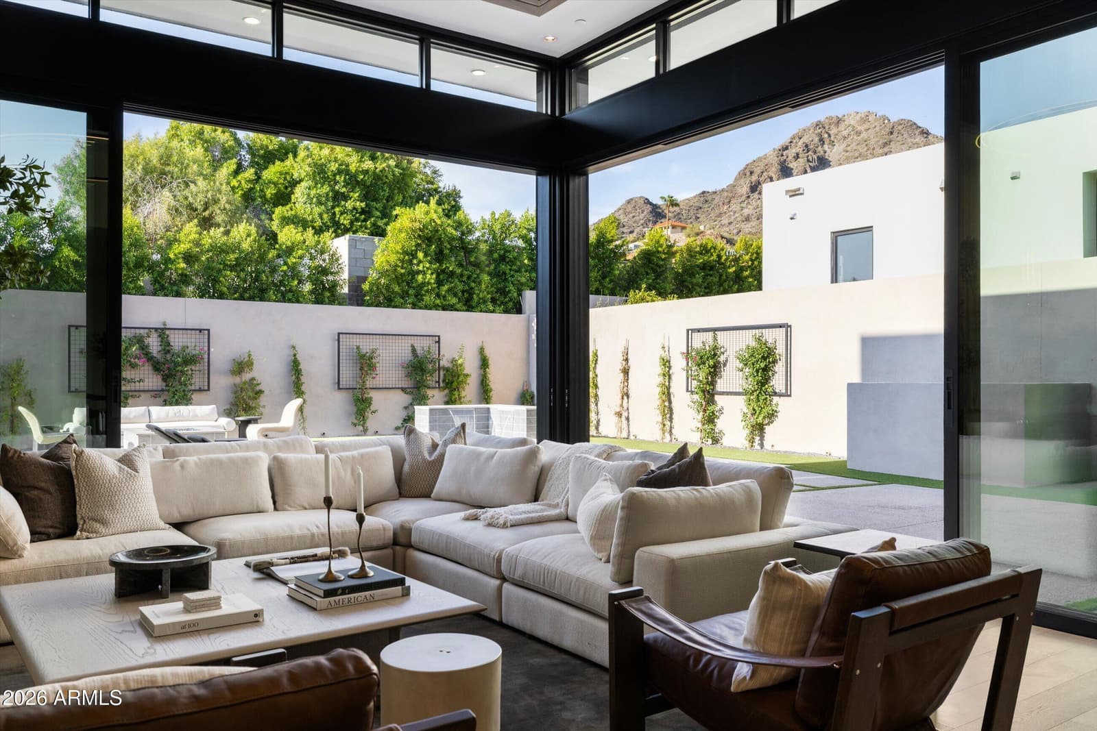 2228 E SOLAR Drive, Phoenix, AZ 85020 — photo 18 of 59