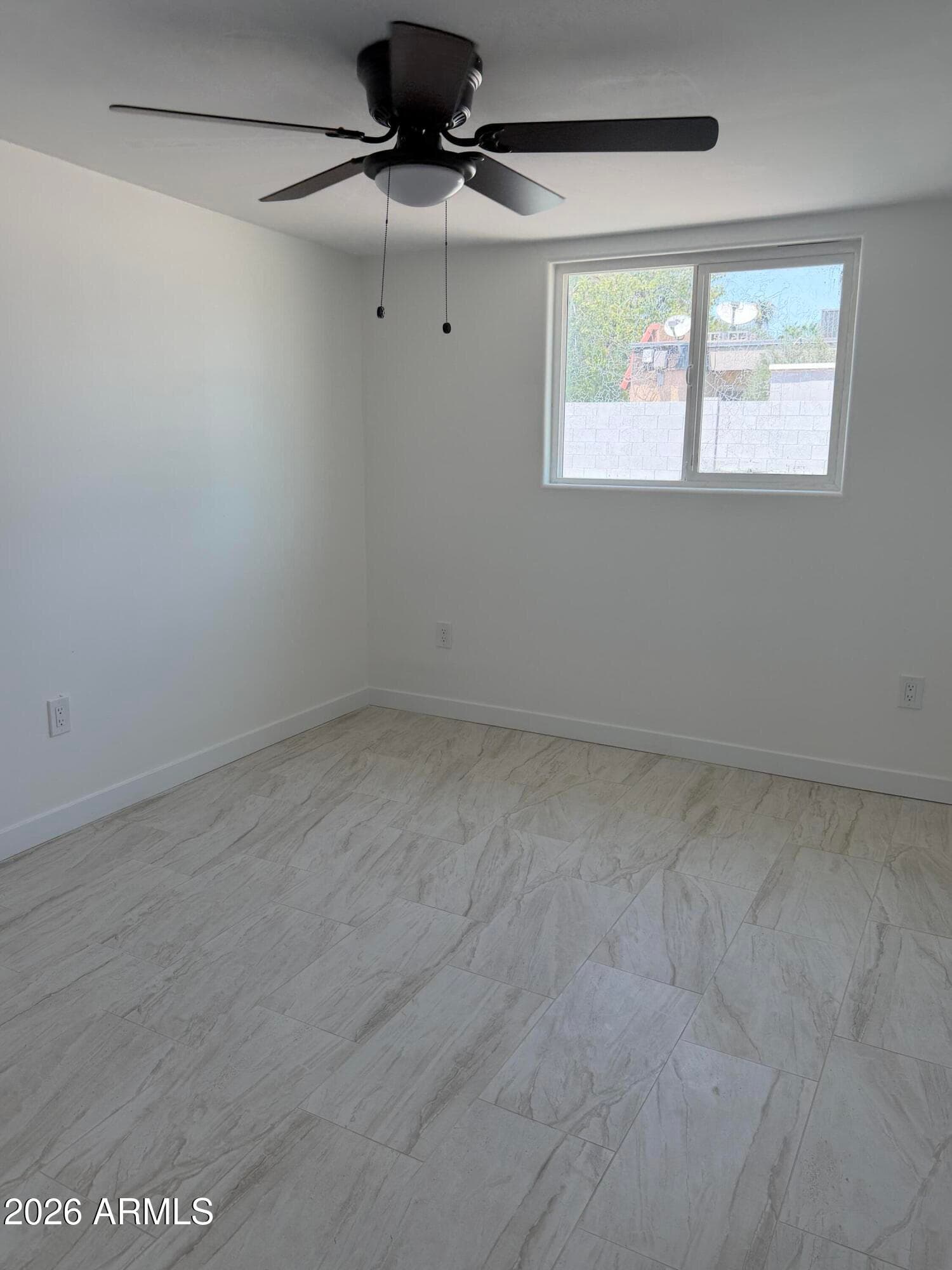 338 E MARILYN Avenue, Mesa, AZ 85210 — photo 12 of 23