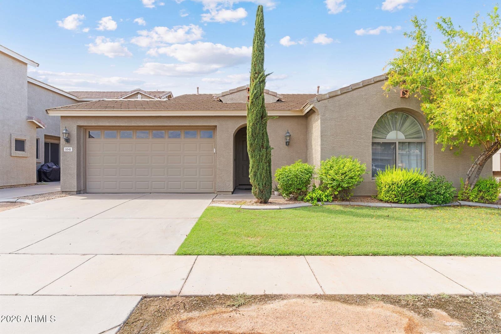 5341 E HILTON Avenue, Mesa, AZ 85206 — photo 2 of 33