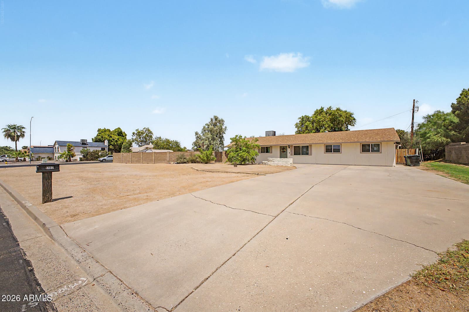 6402 E PRINCESS Drive, Mesa, AZ 85205 — photo 11 of 55