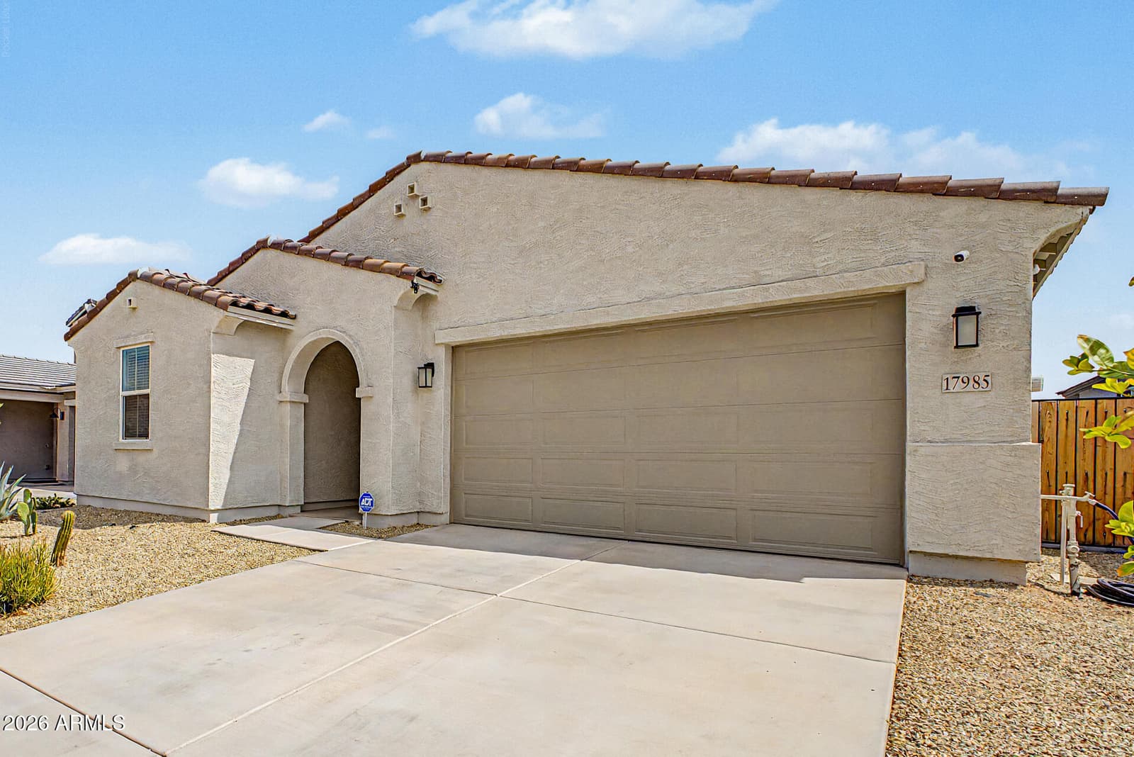 17985 W AVENIDA DEL SOL, Surprise, AZ 85387 — photo 4 of 36