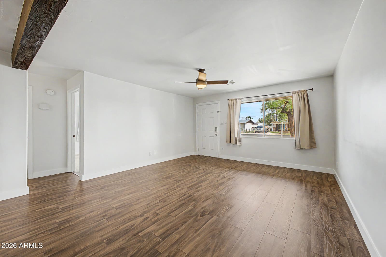 4746 W Nicolet Avenue, Glendale, AZ 85301 — photo 9 of 32