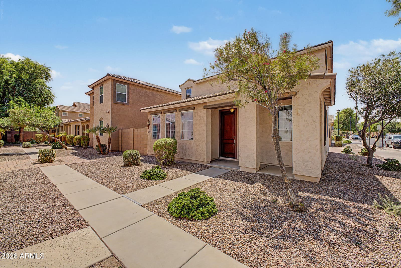 4215 E MILKY Way, Gilbert, AZ 85295 — photo 3 of 29