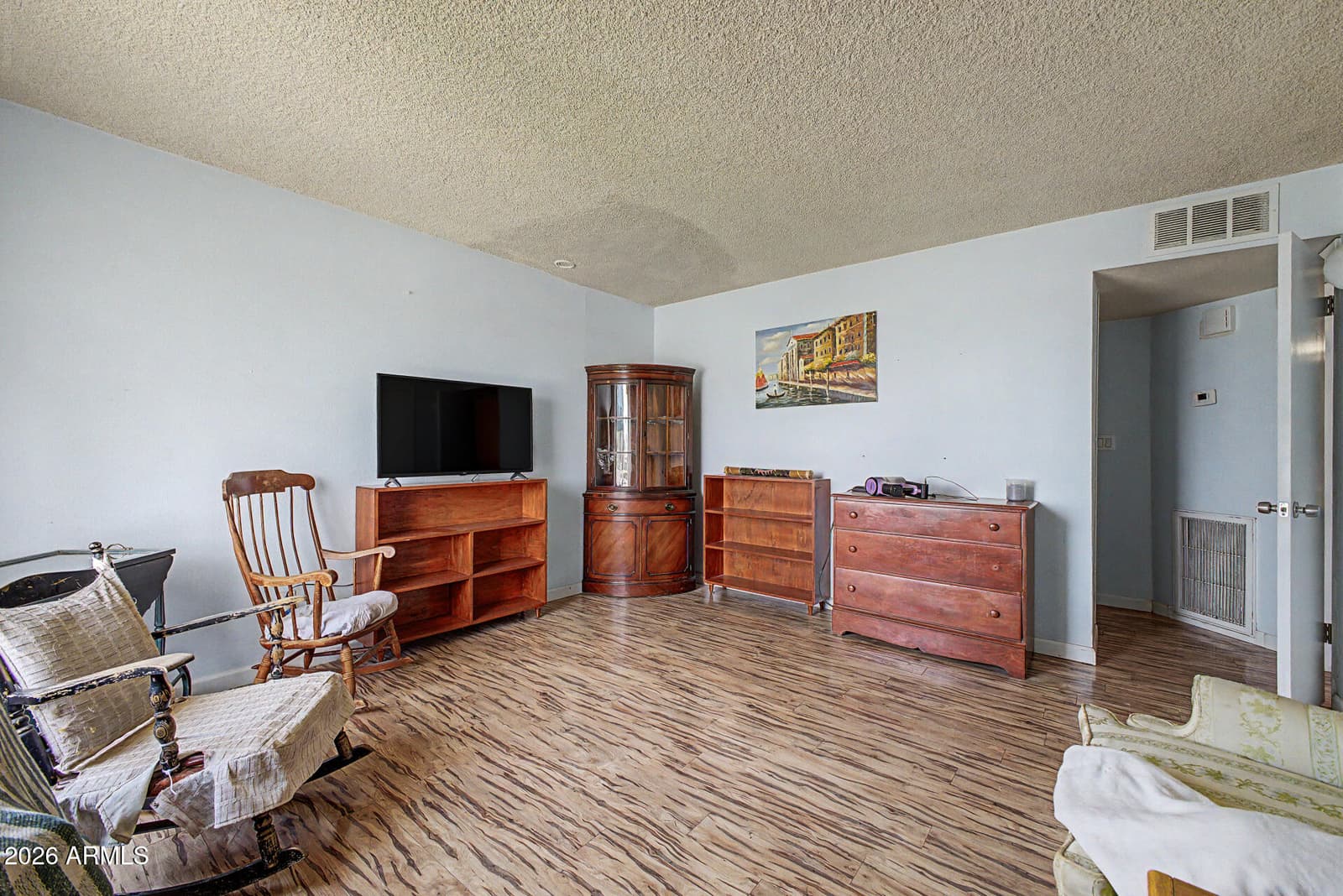 6534 N 43RD Avenue, Glendale, AZ 85301 — photo 3 of 24