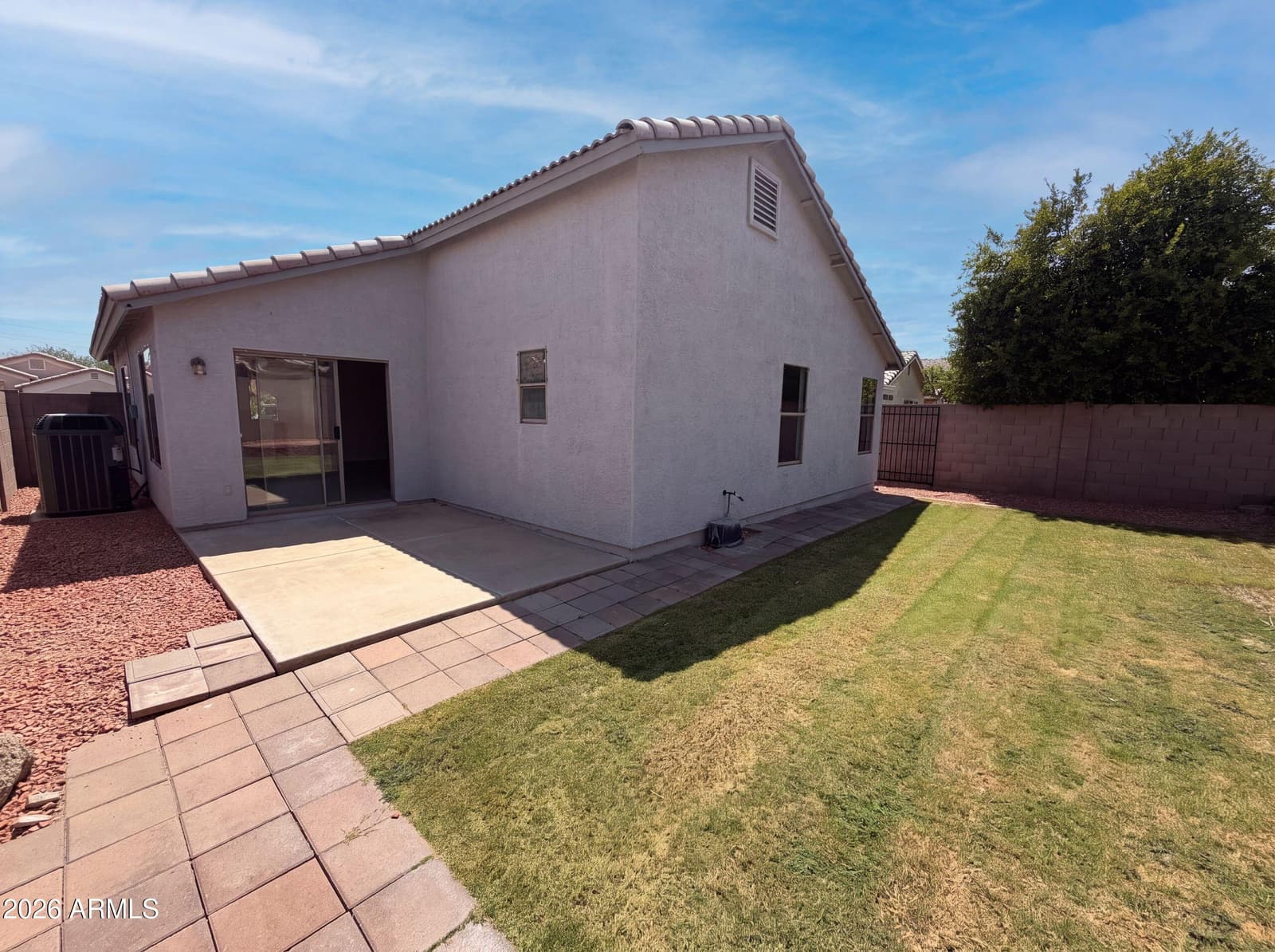 3428 W VIA DEL SOL Drive, Phoenix, AZ 85027 — photo 5 of 31