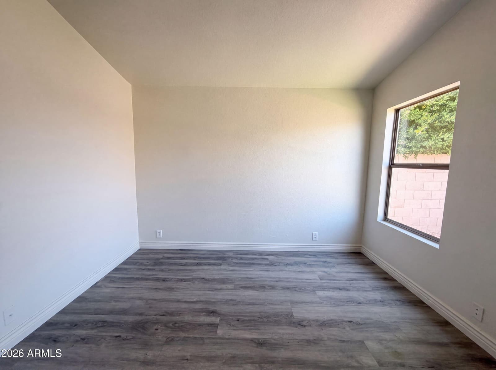 3428 W VIA DEL SOL Drive, Phoenix, AZ 85027 — photo 22 of 31
