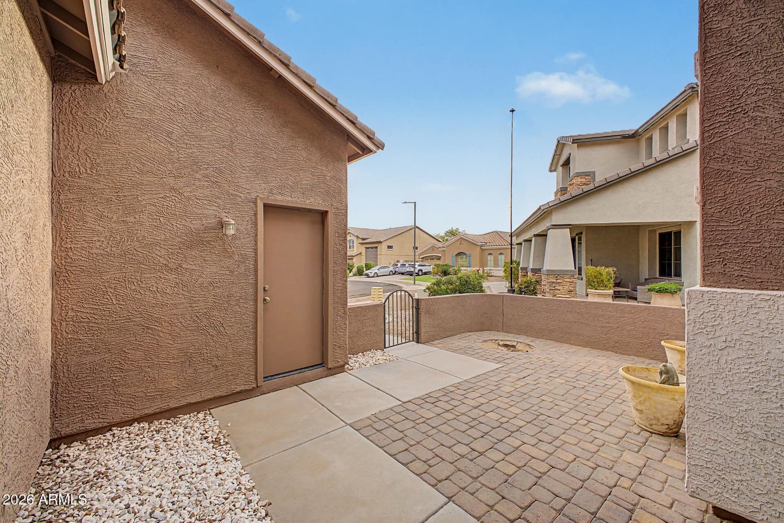 15864 W SHAW BUTTE Drive, Surprise, AZ 85379 — photo 6 of 49