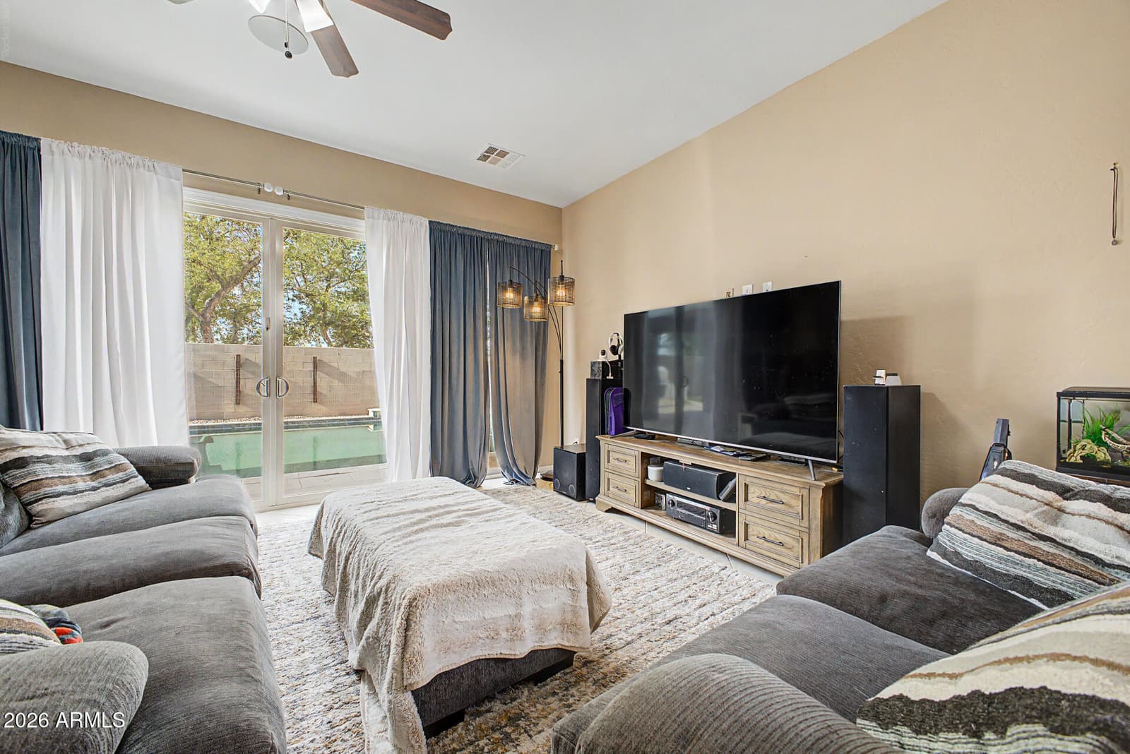 15864 W SHAW BUTTE Drive, Surprise, AZ 85379 — photo 11 of 49