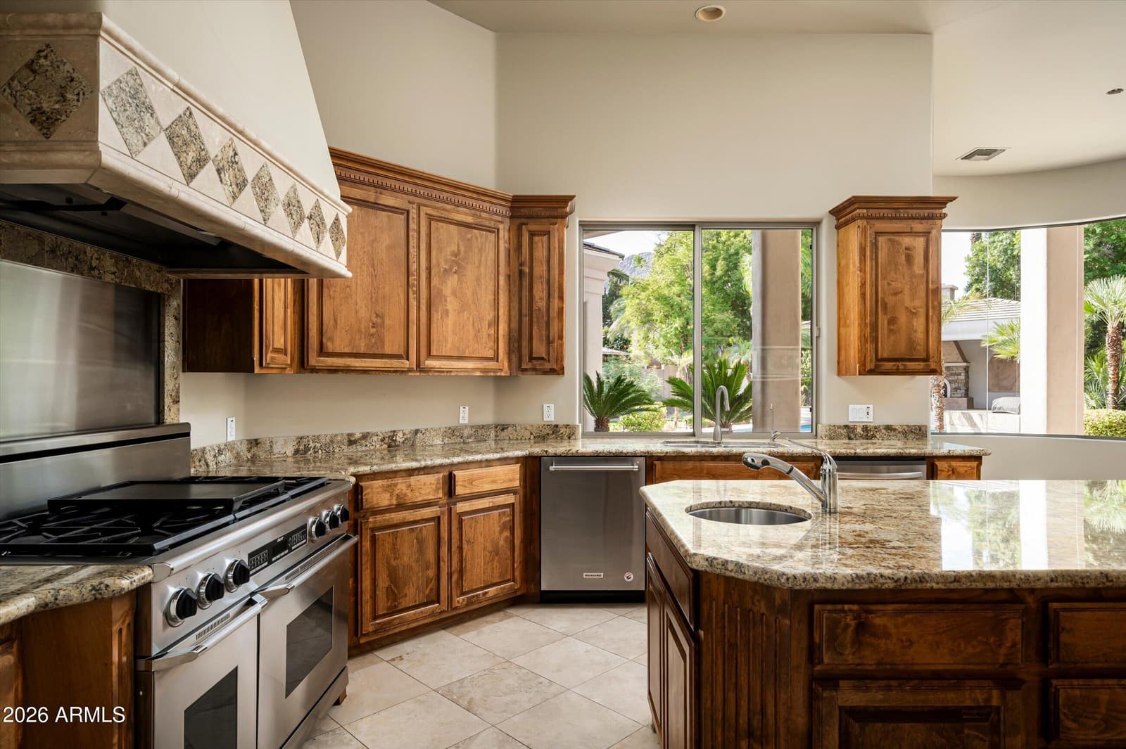6243 E CAMELBACK Road, Scottsdale, AZ 85251 — photo 10 of 44