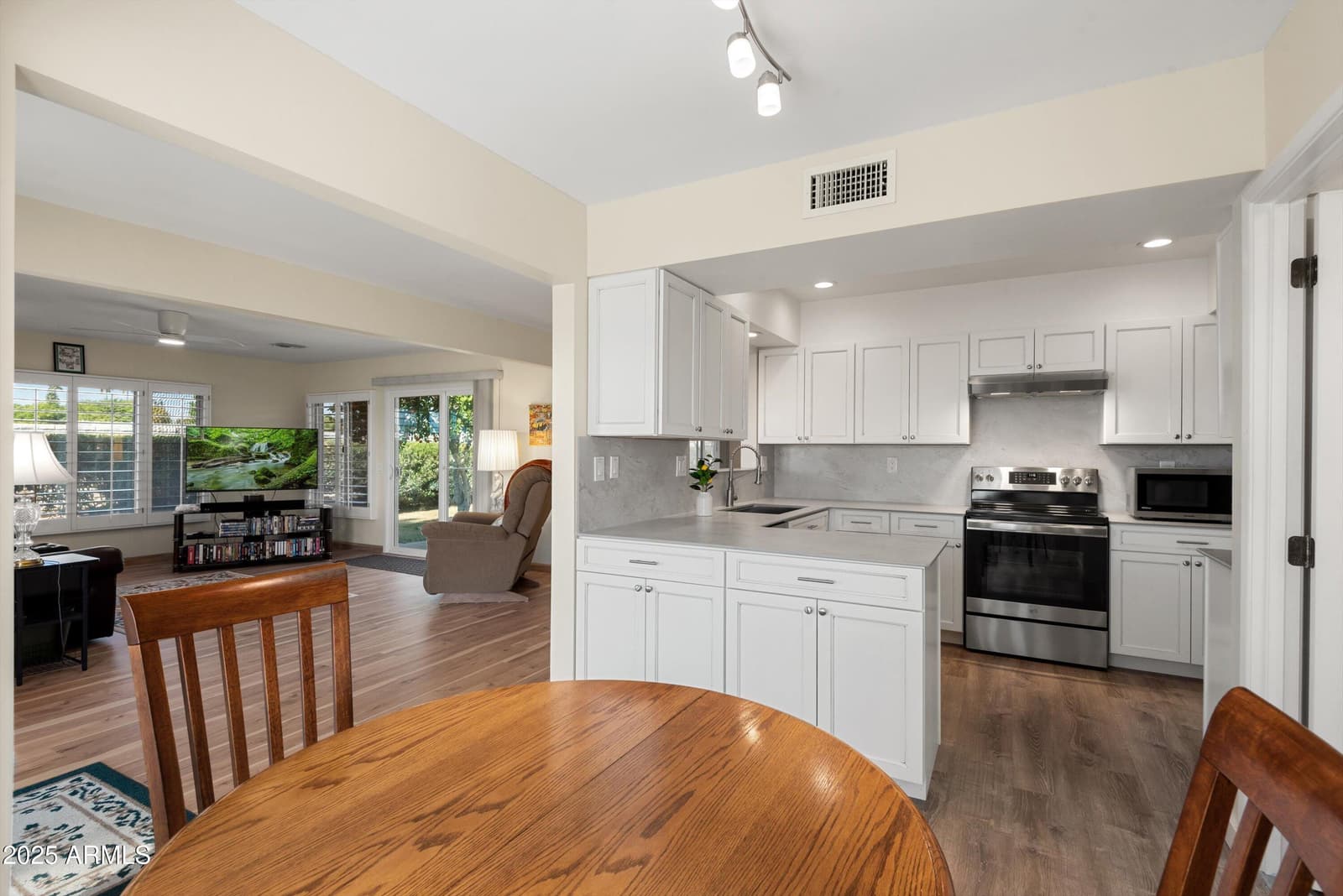 18018 N Highwood Court, Sun City, AZ 85373 — photo 14 of 30