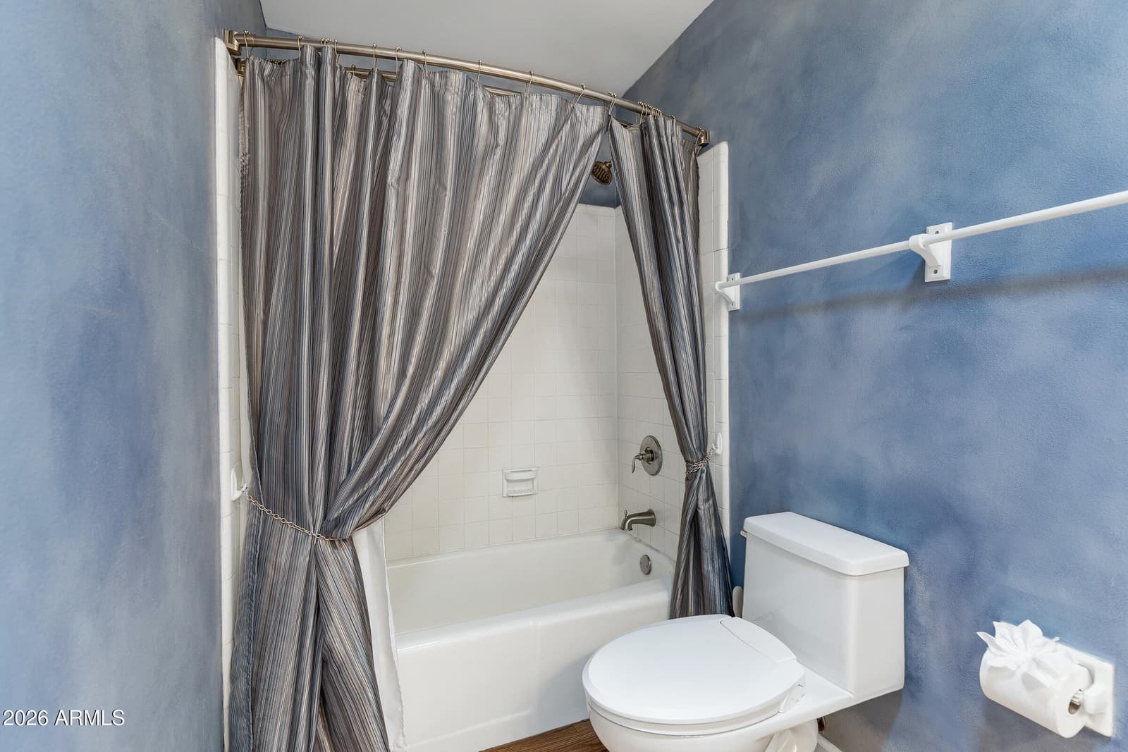 3919 W Lane Avenue, Phoenix, AZ 85051 — photo 19 of 33
