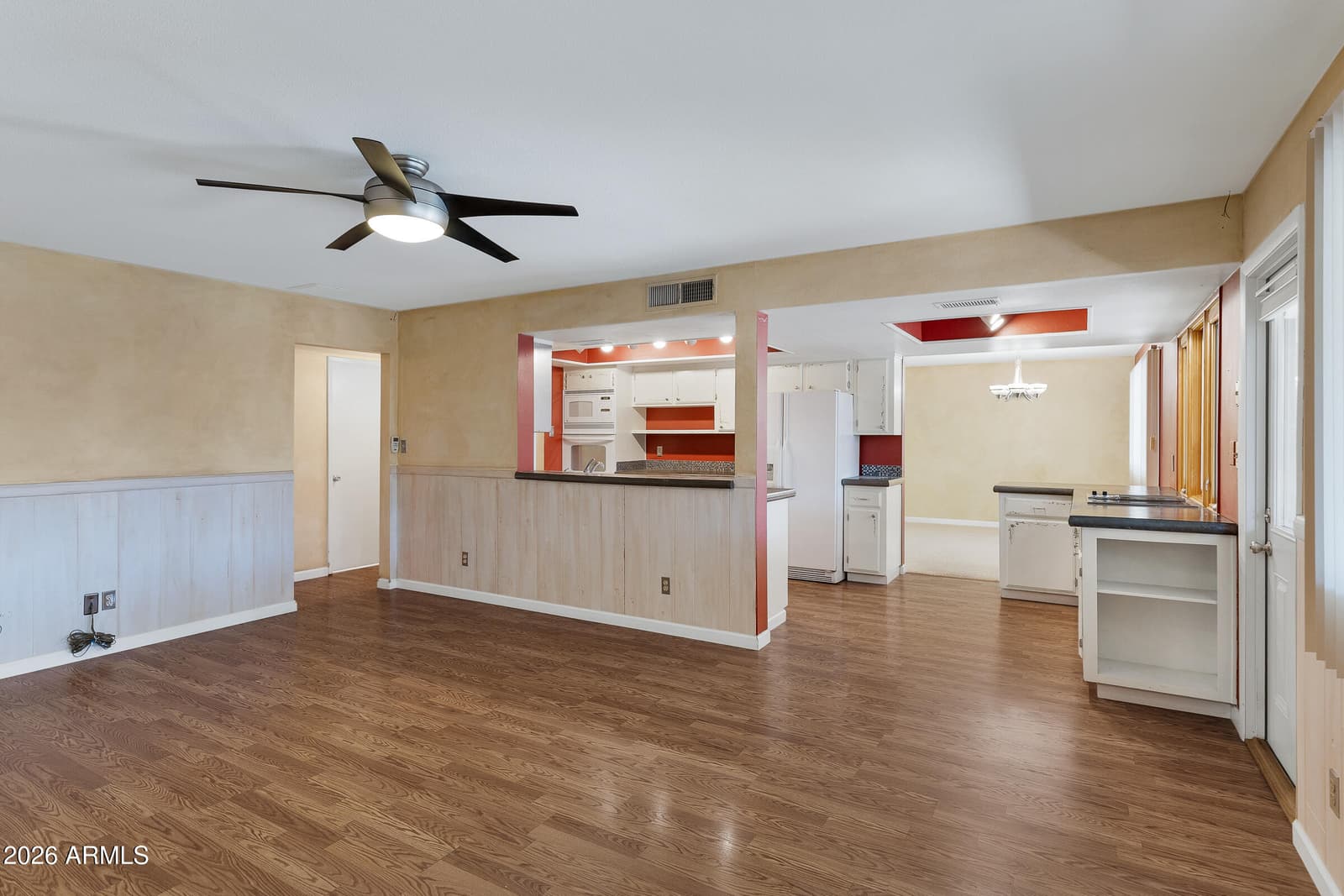 3919 W Lane Avenue, Phoenix, AZ 85051 — photo 15 of 33