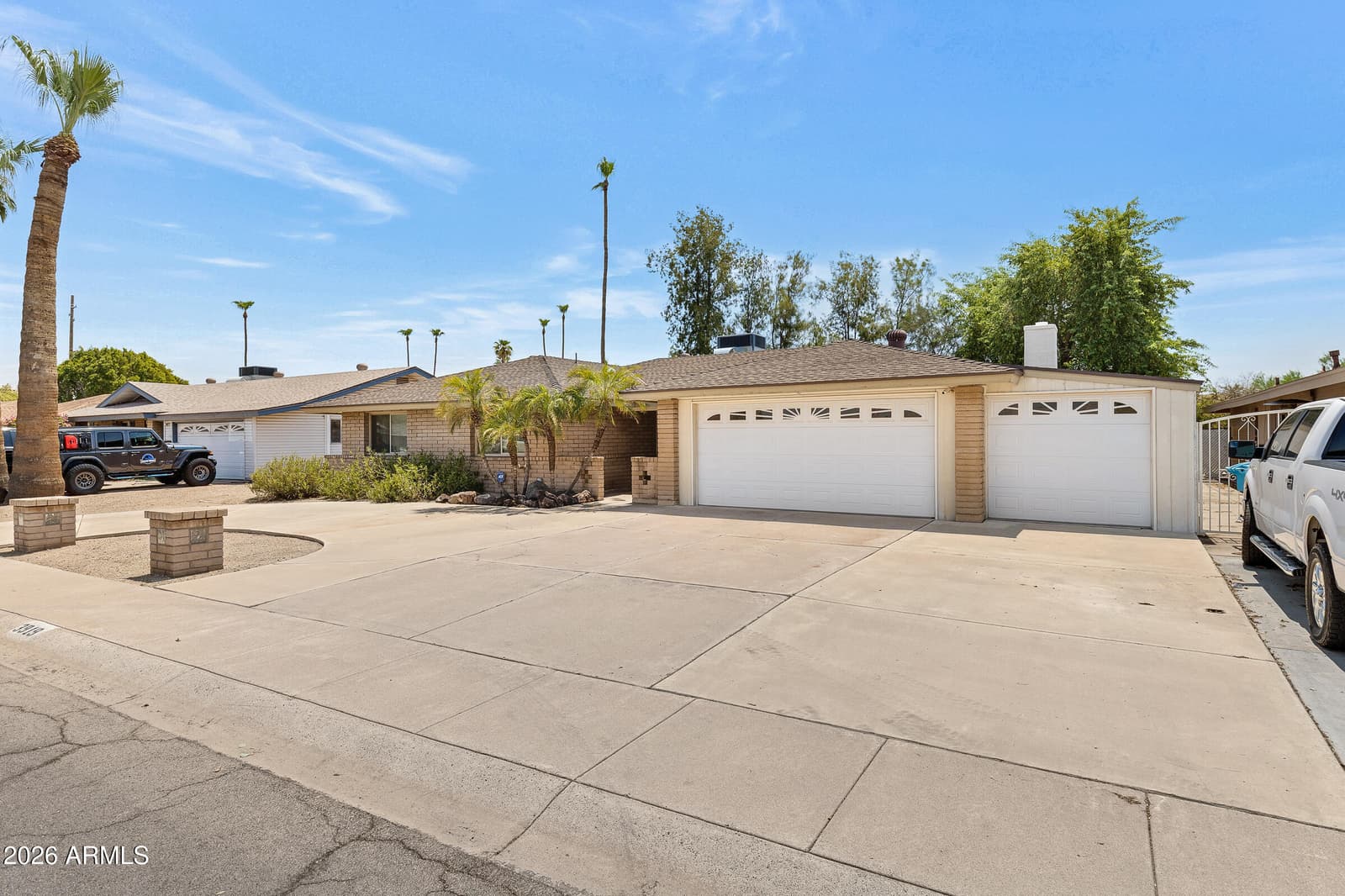 3919 W Lane Avenue, Phoenix, AZ 85051 — photo 2 of 33