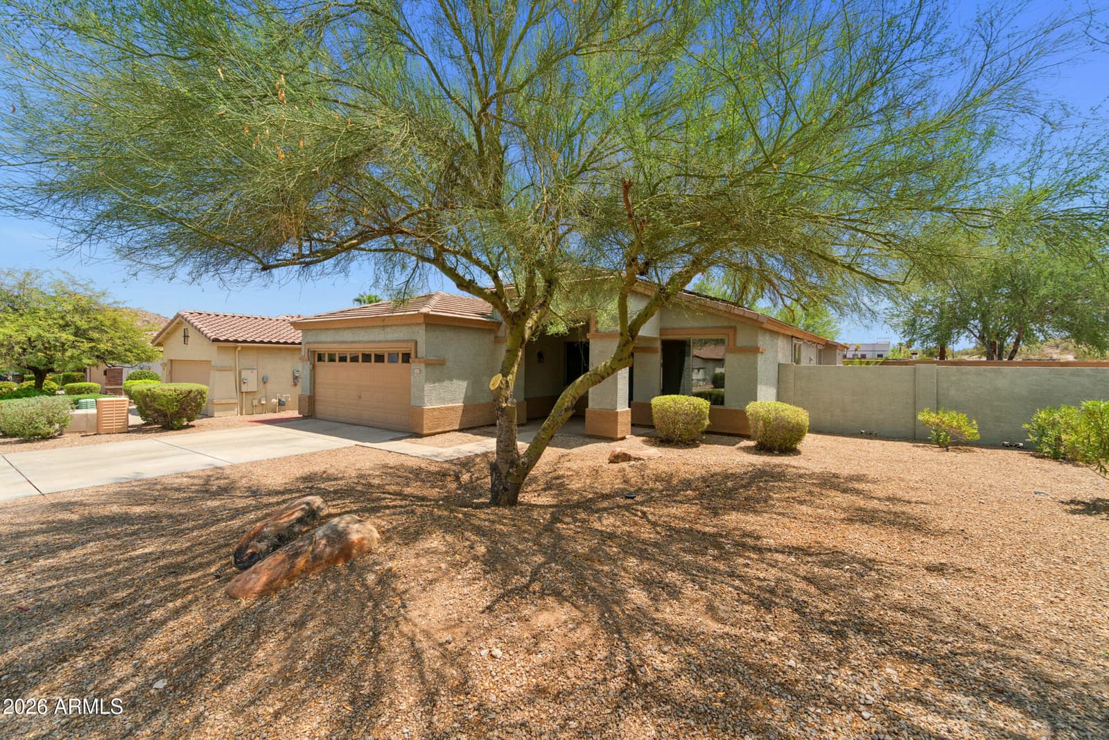 18391 W CAPISTRANO Avenue, Goodyear, AZ 85338 — photo 4 of 38